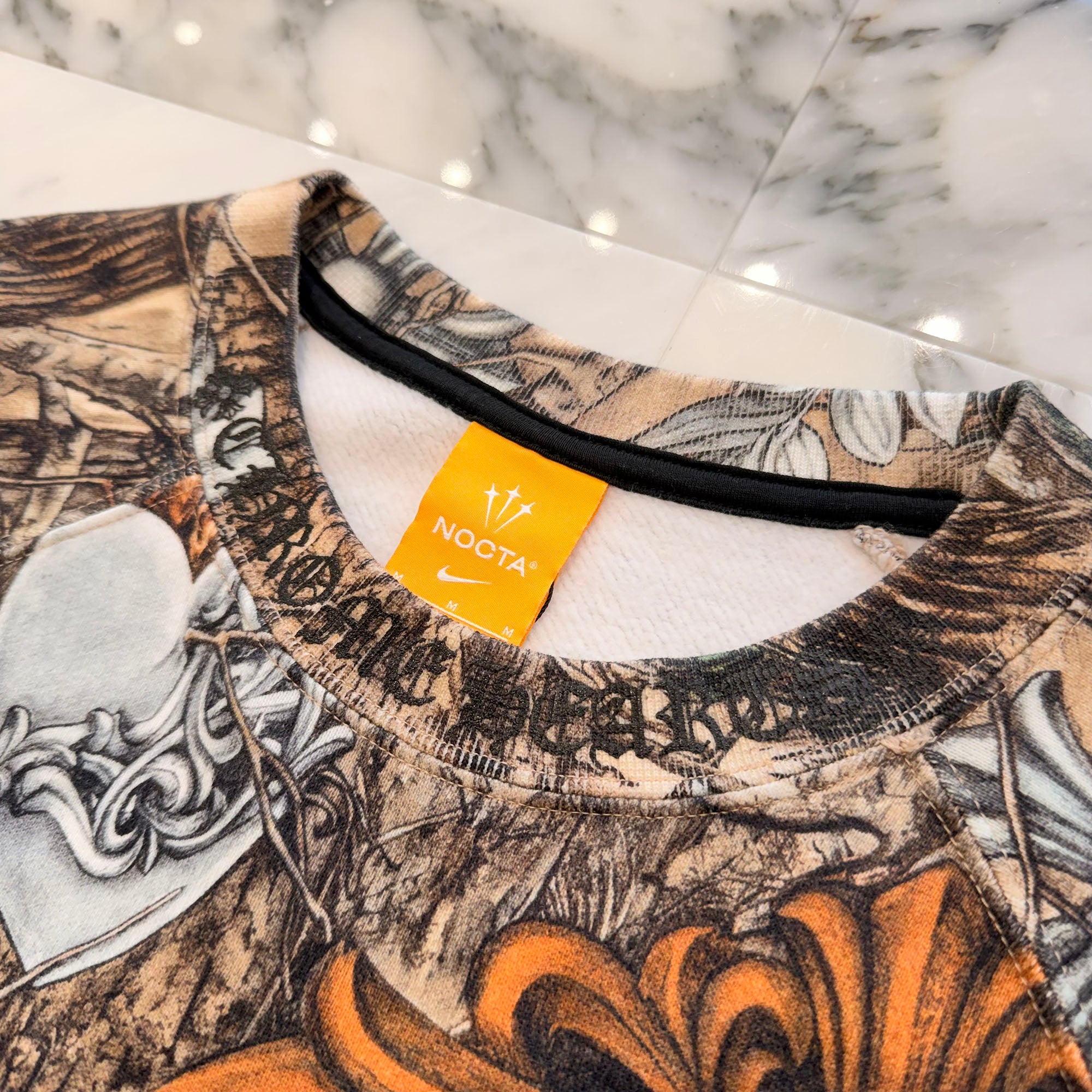 CHROME HEARTS × NIKE × Drake NOCTA 2026SS Camo Neck Logo Crewneck Sweatshirt Size XXL クロムハーツ×ナイキ×ドレイク ノクタ カモネックロゴクルーネックスウェットシャツ サイズXXL