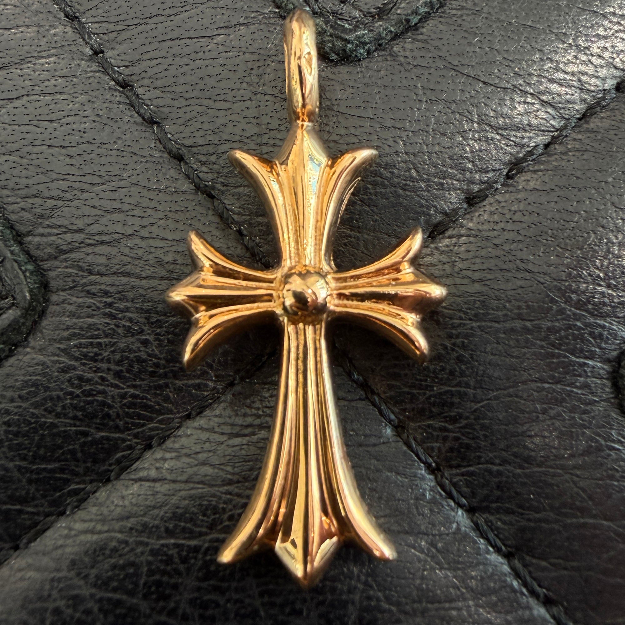 CHROME HEARTS 22K Tiny Fat Cross Pave Diamond Pendant Top クロムハーツ 22K タイニーファット クロス パヴェダイヤモンド ペンダントトップ