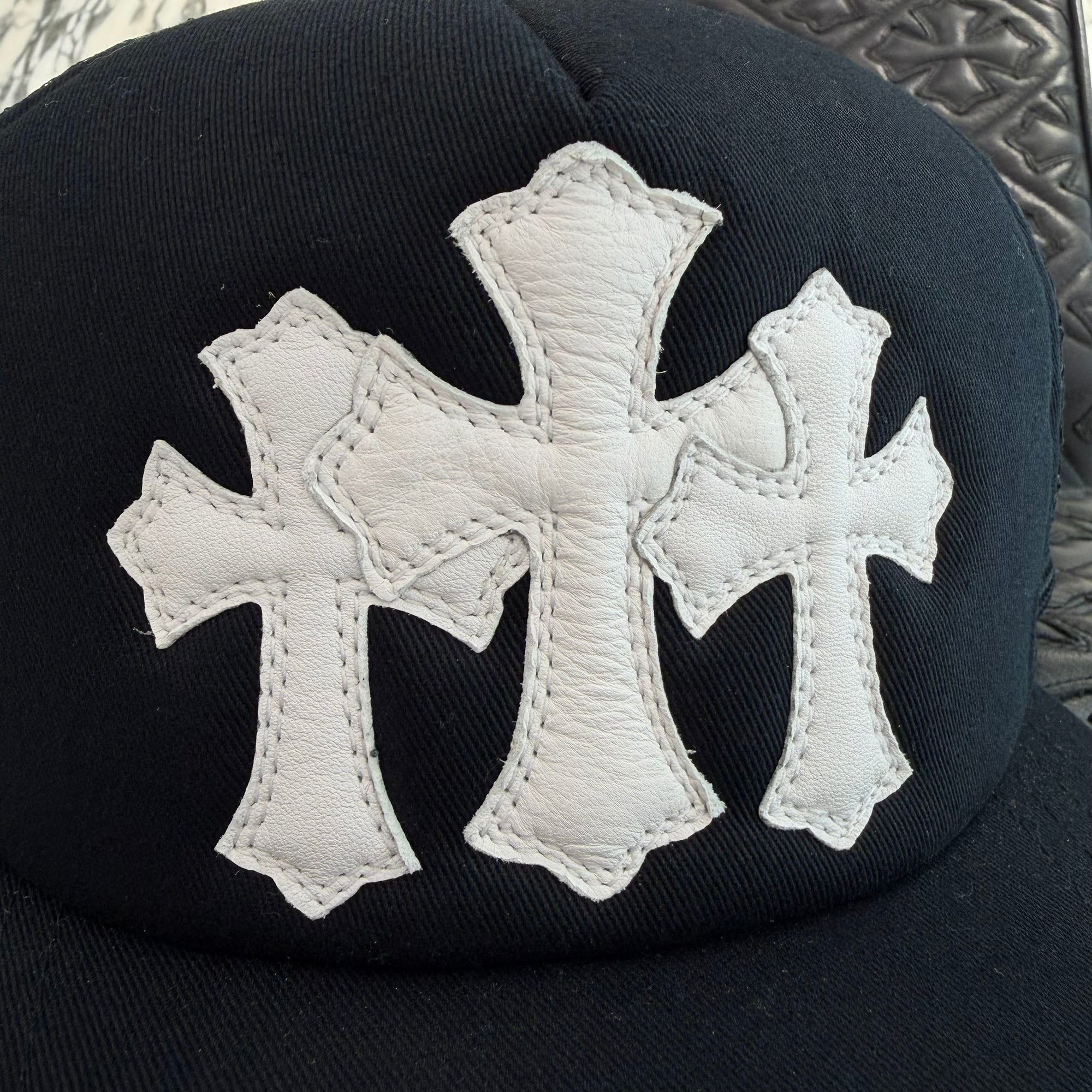 CHROME HEARTS Triple Cross Patch Trucker Cap Size ONE SIZE (51-61) クロムハーツ トリプルクロスパッチ トラッカーキャップ サイズONE SIZE (51-61)