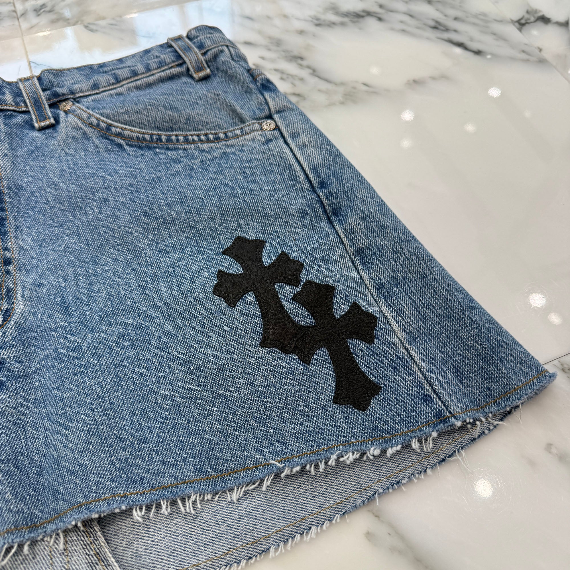 CHROME HEARTS × Levi's 505 VNTG Cross Leather Patch Denim Skirt Size 26 クロムハーツ × リーバイス 505 ヴィンテージ クロスレザーパッチ デニムスカート サイズ26