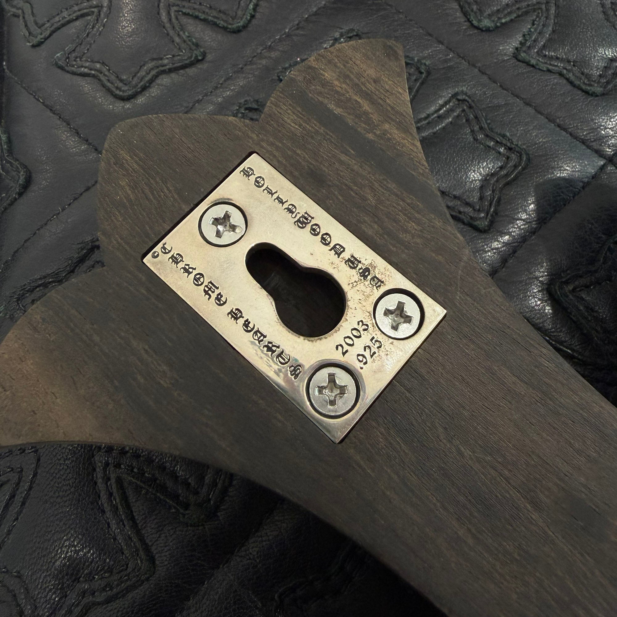 CHROME HEARTS Large Cross Ebony Wall Hanging クロムハーツ ラージクロス エボニー ウォール ハンギング