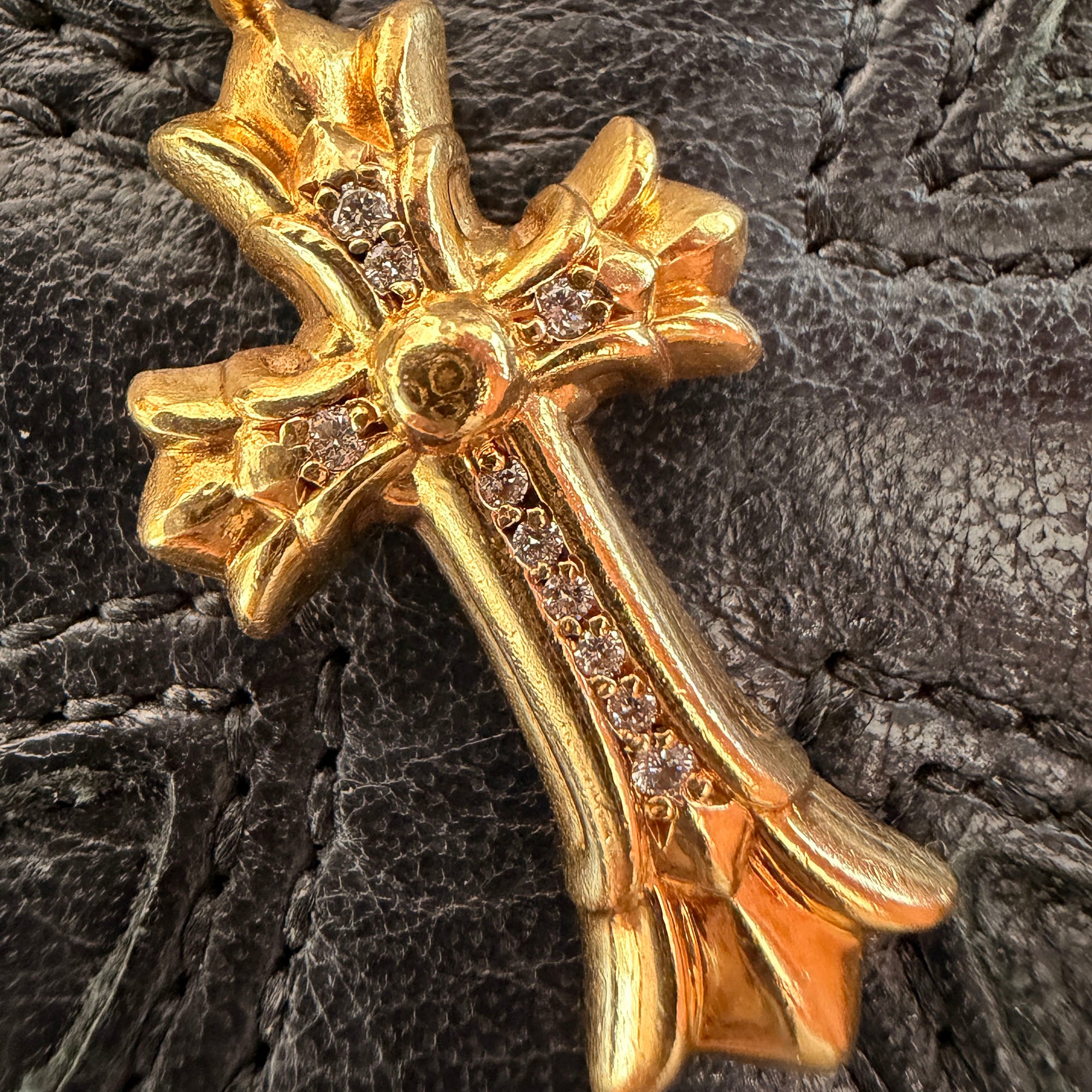 CHROME HEARTS 22K Double CH Cross Charm Pave Diamond Pendant Top クロムハーツ 22K ダブルCHクロス チャーム パヴェダイヤモンド ペンダントトップ
