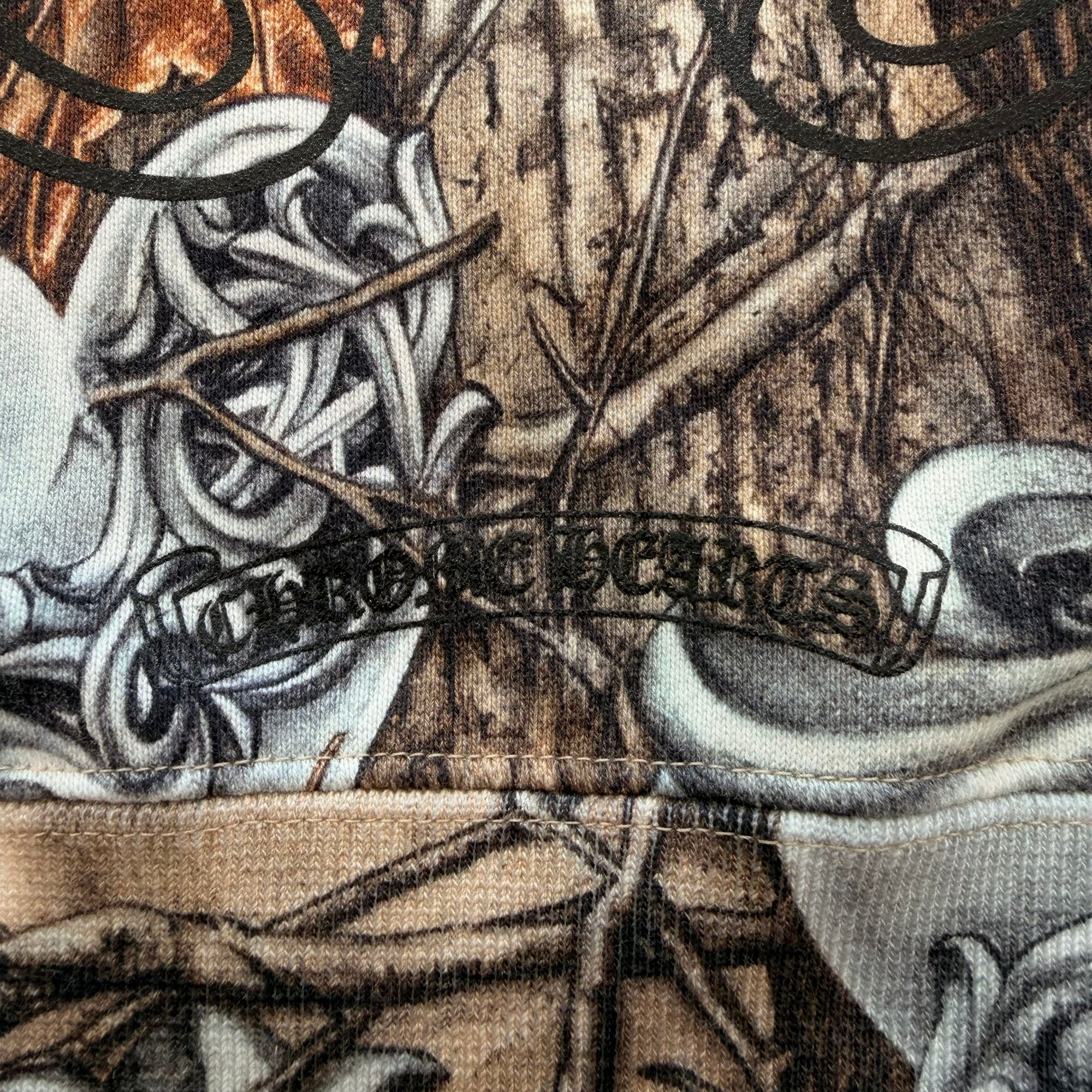 CHROME HEARTS × NIKE × Drake NOCTA 2026SS Camo Neck Logo Crewneck Sweatshirt Size XXL クロムハーツ×ナイキ×ドレイク ノクタ カモネックロゴクルーネックスウェットシャツ サイズXXL