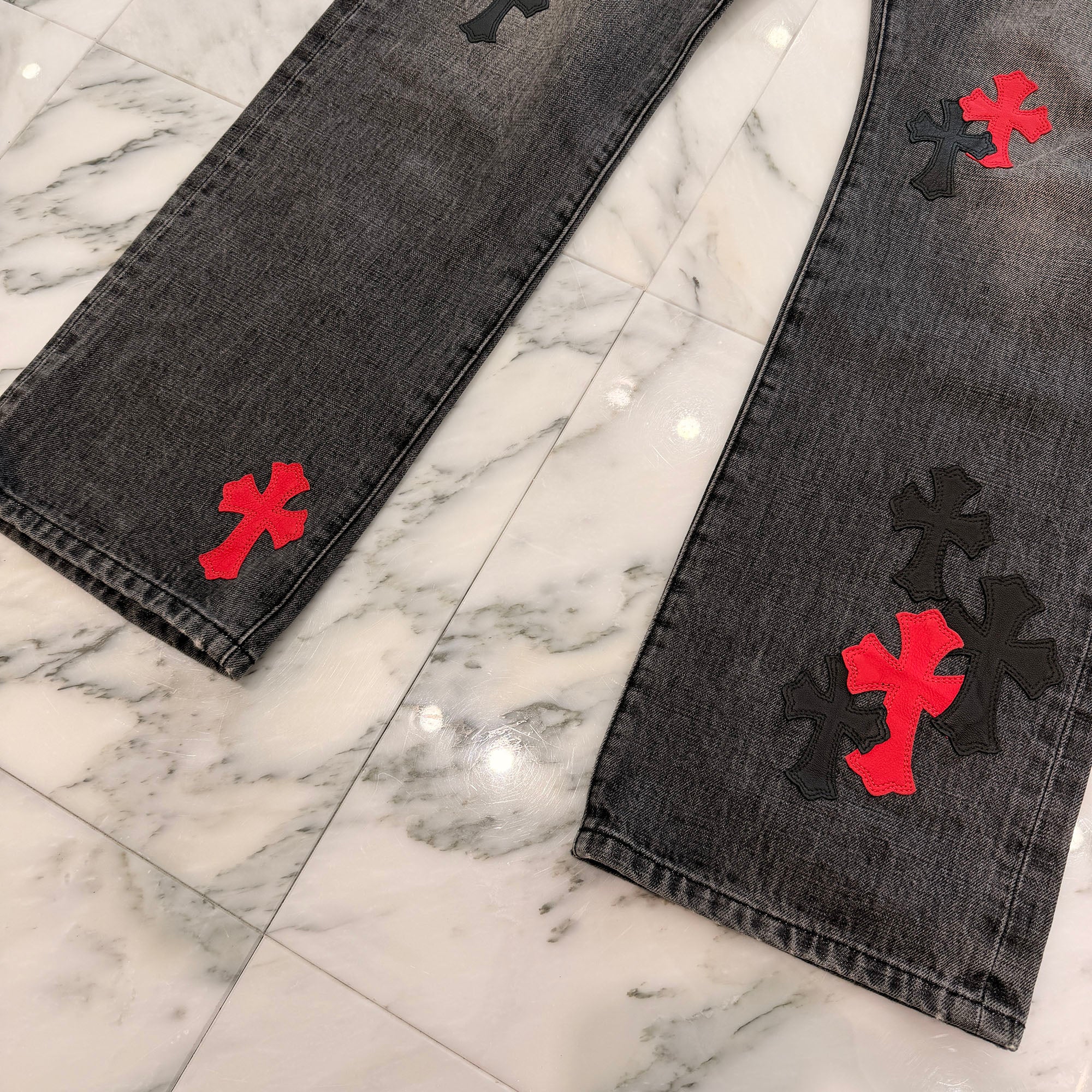 CHROME HEARTS Leather Cross Patch Cross Ball Button Denim Pants Size 34 クロムハーツ レザークロスパッチ クロスボールボタン デニムパンツ サイズ34