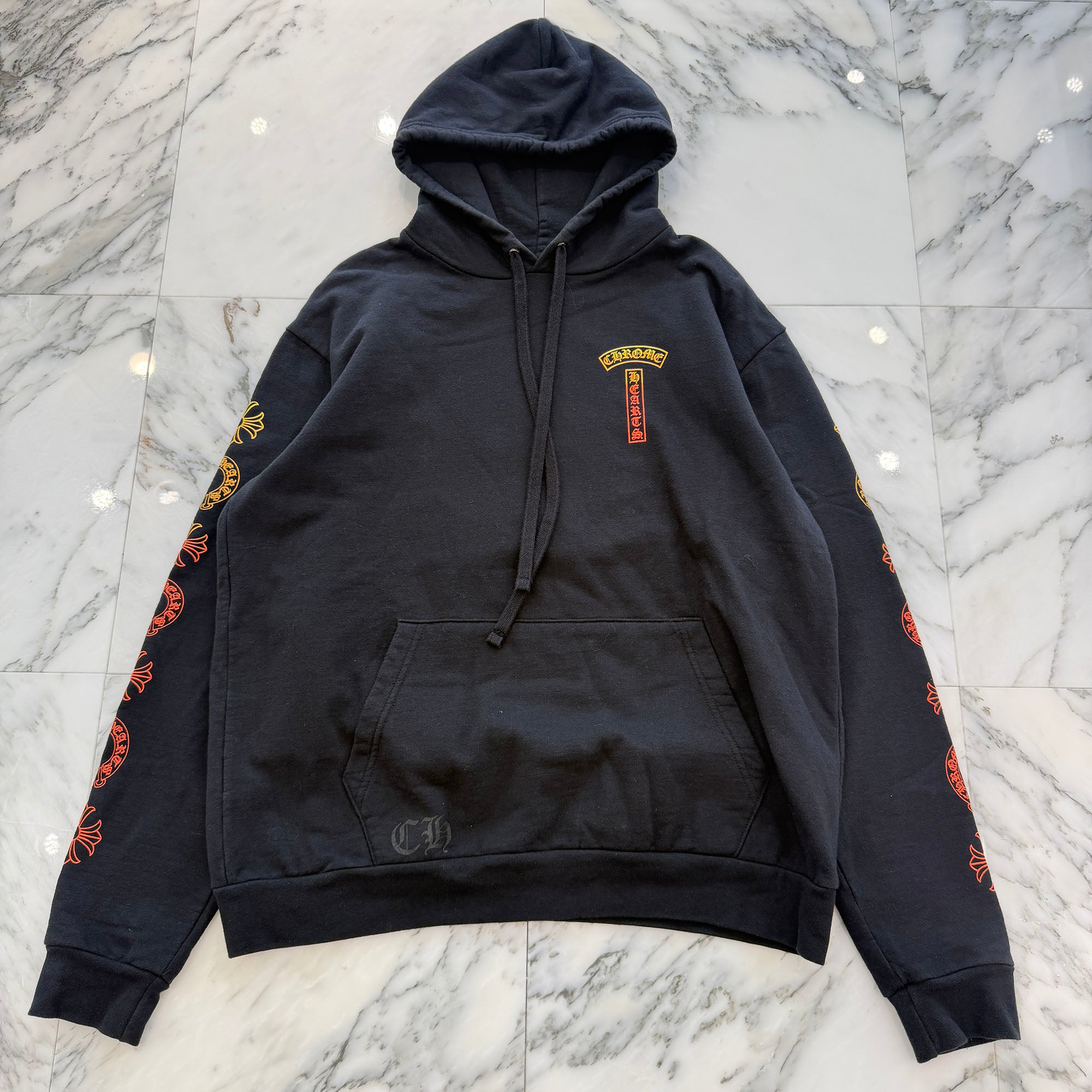 CHROME HEARTS Gradient Vertical Logo Print Pullover Hoodie Size M クロムハーツ グラデーション ヴァーティカルロゴ プリント プルオーバー フーディー サイズM