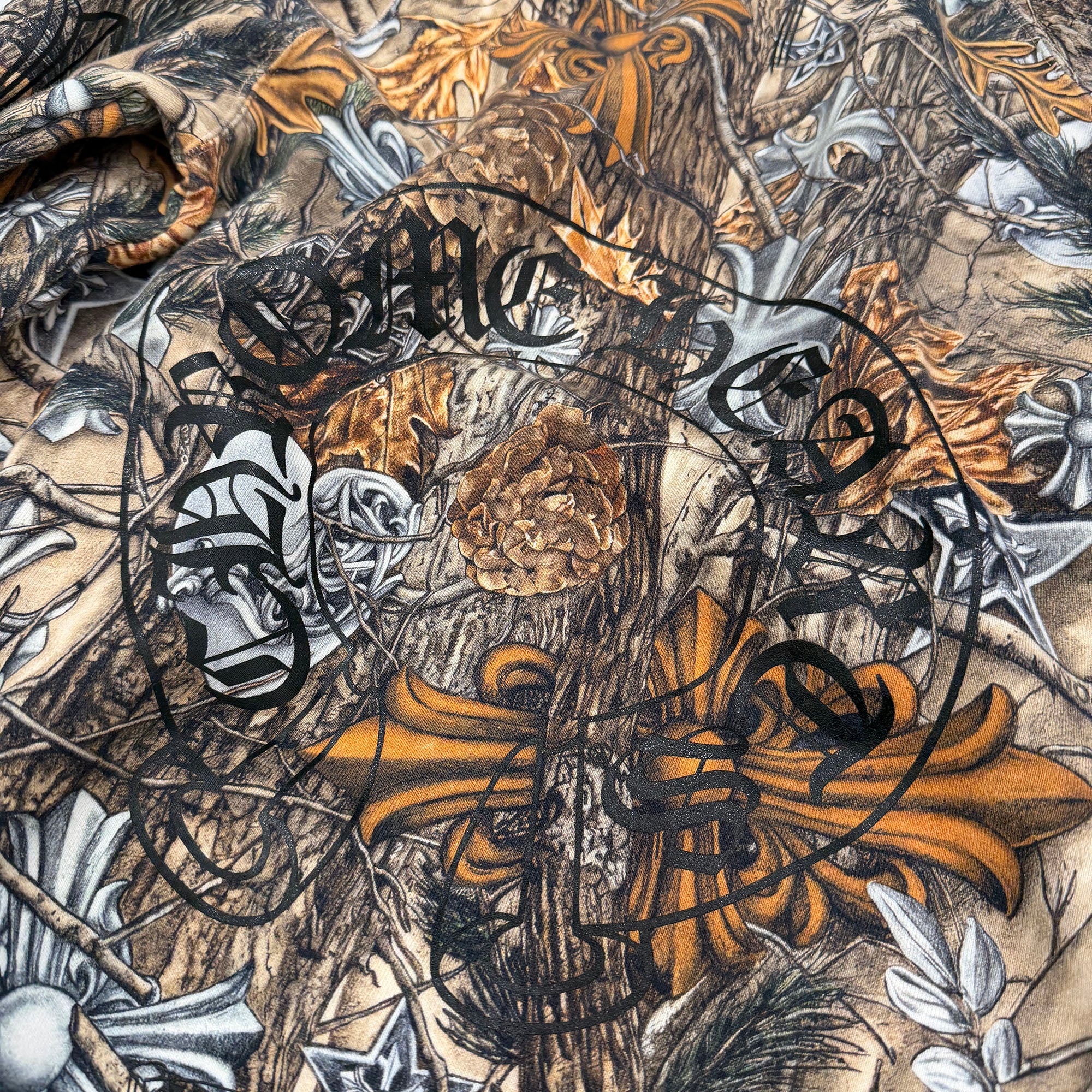 CHROME HEARTS × NIKE × Drake NOCTA 2026SS Camo Neck Logo Crewneck Sweatshirt Size L クロムハーツ×ナイキ×ドレイク ノクタ カモネックロゴクルーネックスウェットシャツ サイズL