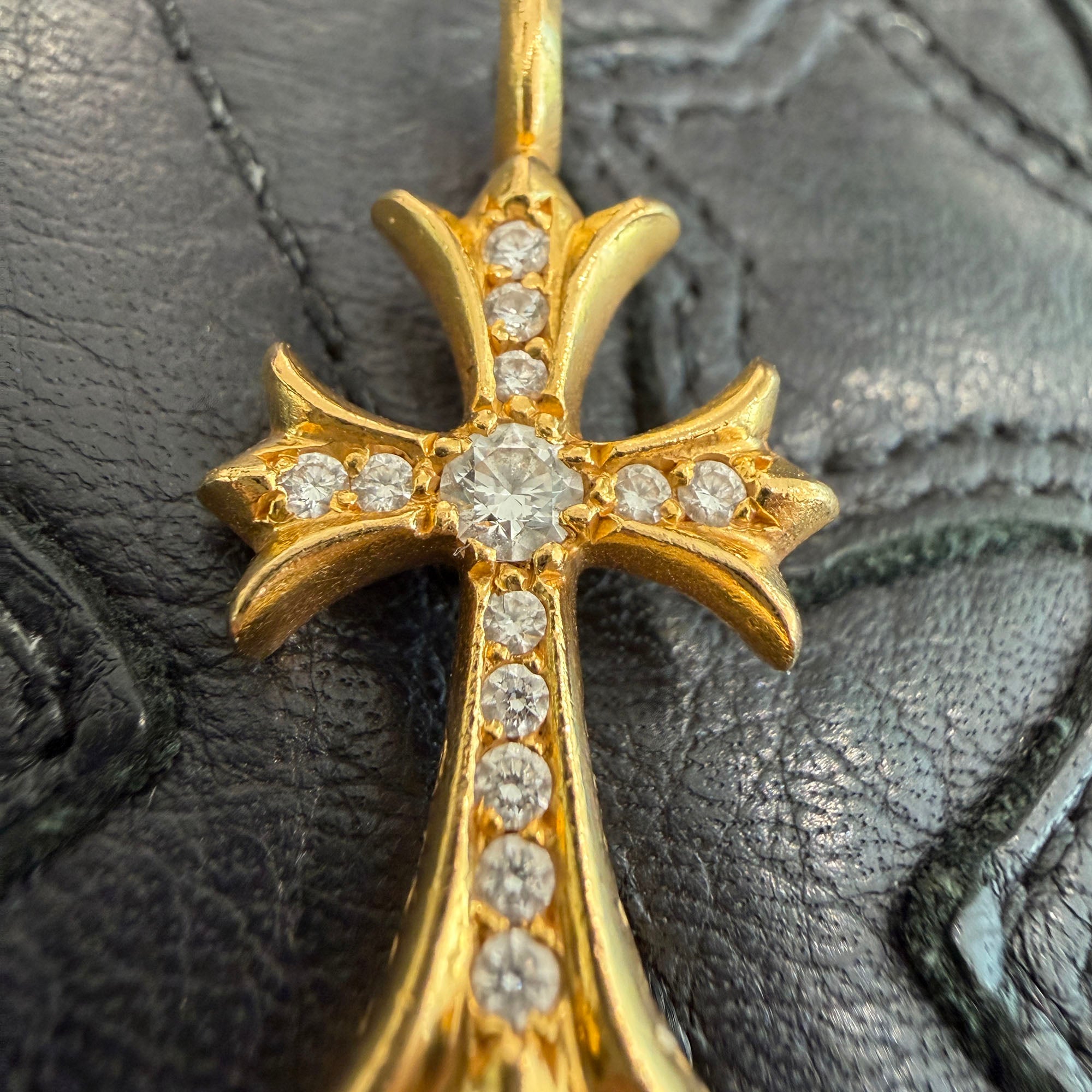 CHROME HEARTS 22K Tiny Fat Cross Pave Diamond Pendant Top クロムハーツ 22K タイニーファット クロス パヴェダイヤモンド ペンダントトップ