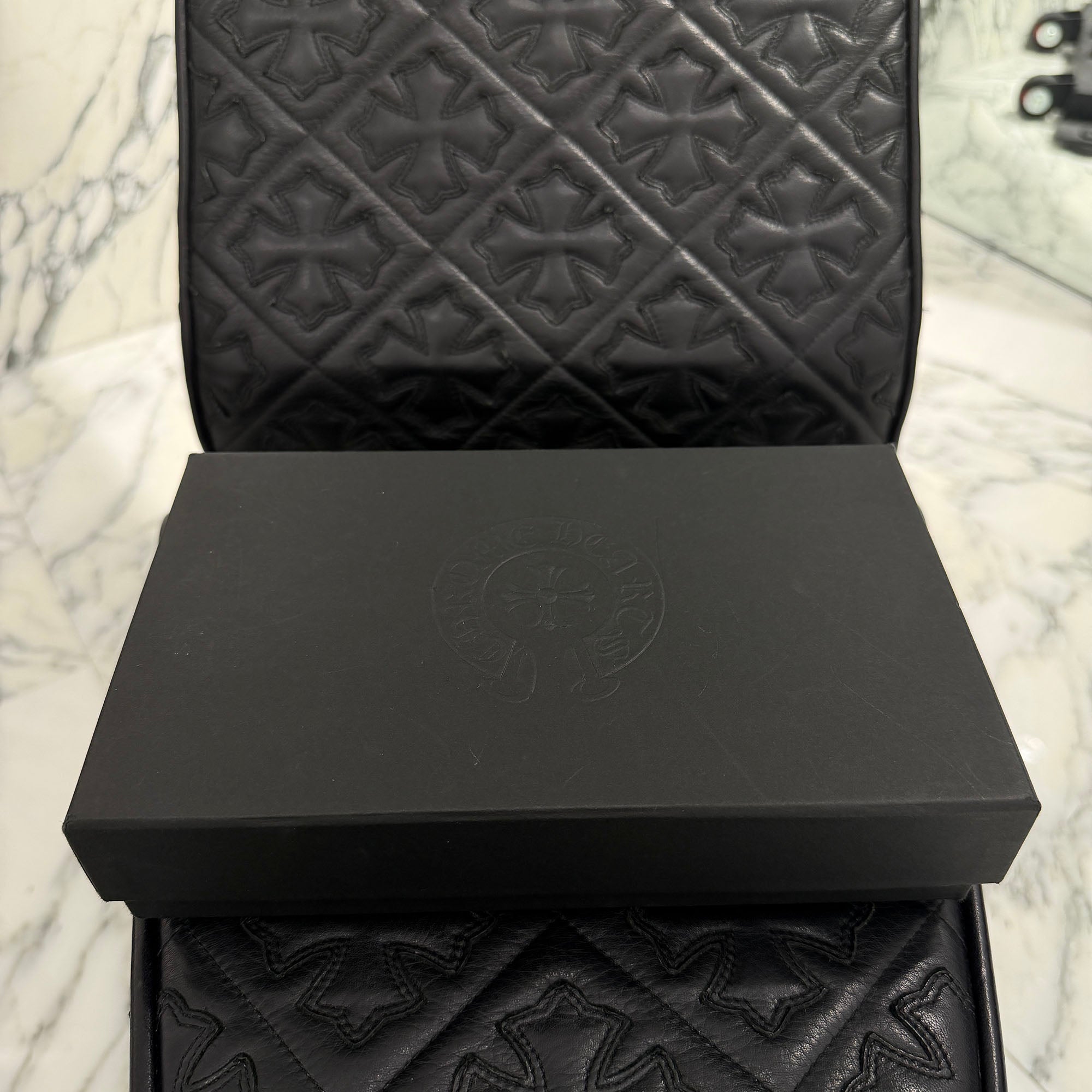 CHROME HEARTS Cemetery Cross Leather Patch Quilting Patent Leather Wallet クロムハーツ セメタリークロス レザーパッチ キルティングパテントレザー ウォレット