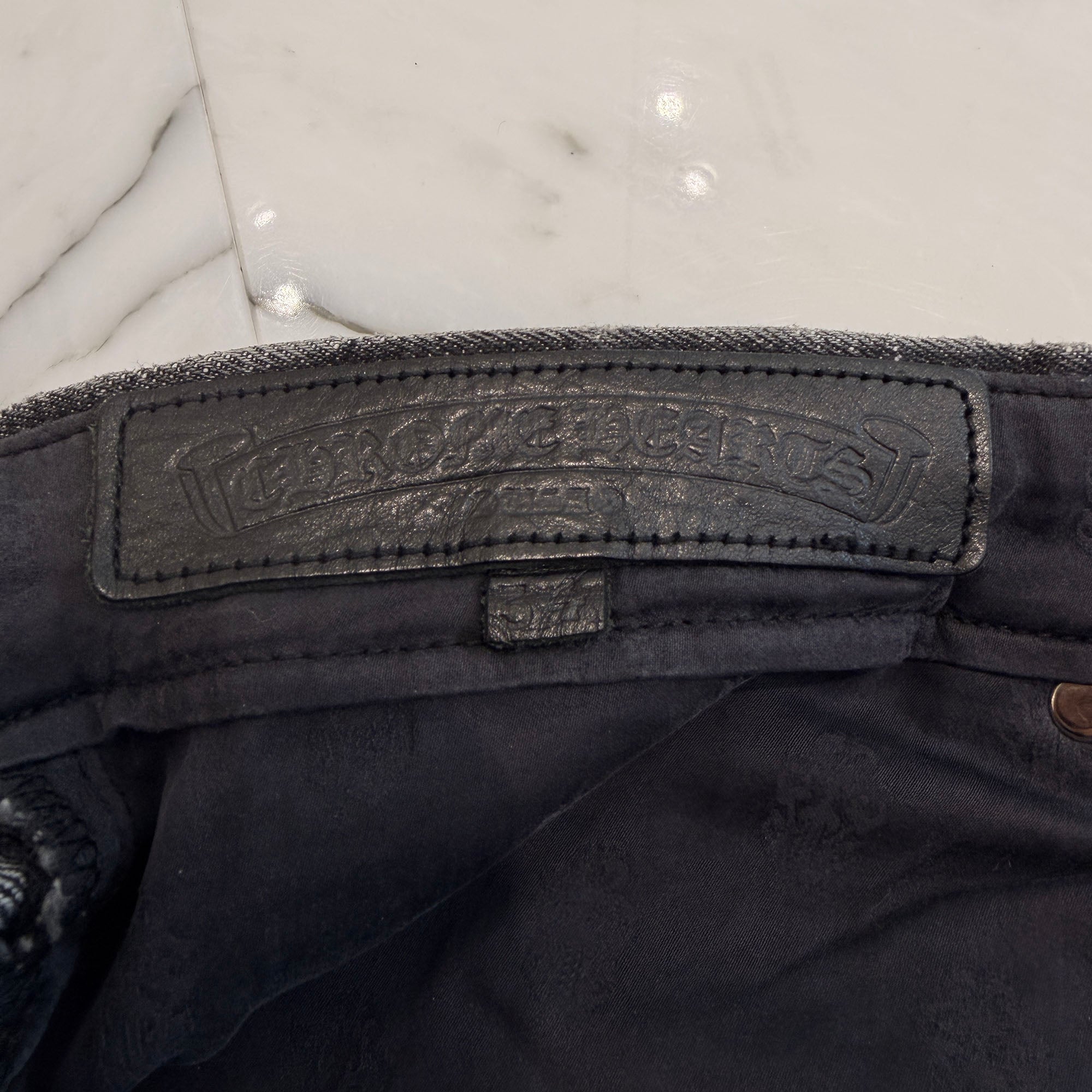 CHROME HEARTS Leather Cross Patch Cross Ball Button Denim Pants Size 34 クロムハーツ レザークロスパッチ クロスボールボタン デニムパンツ サイズ34