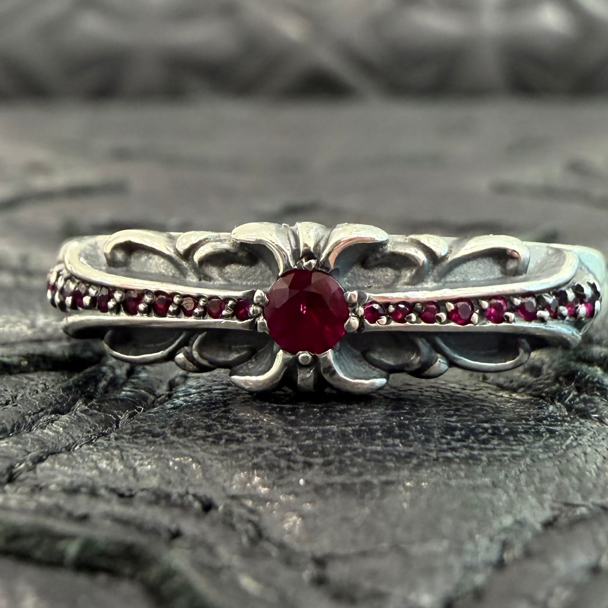 CHROME HEARTS Baby Classic Floral Cross Pave Ruby Ring 23号 クロム