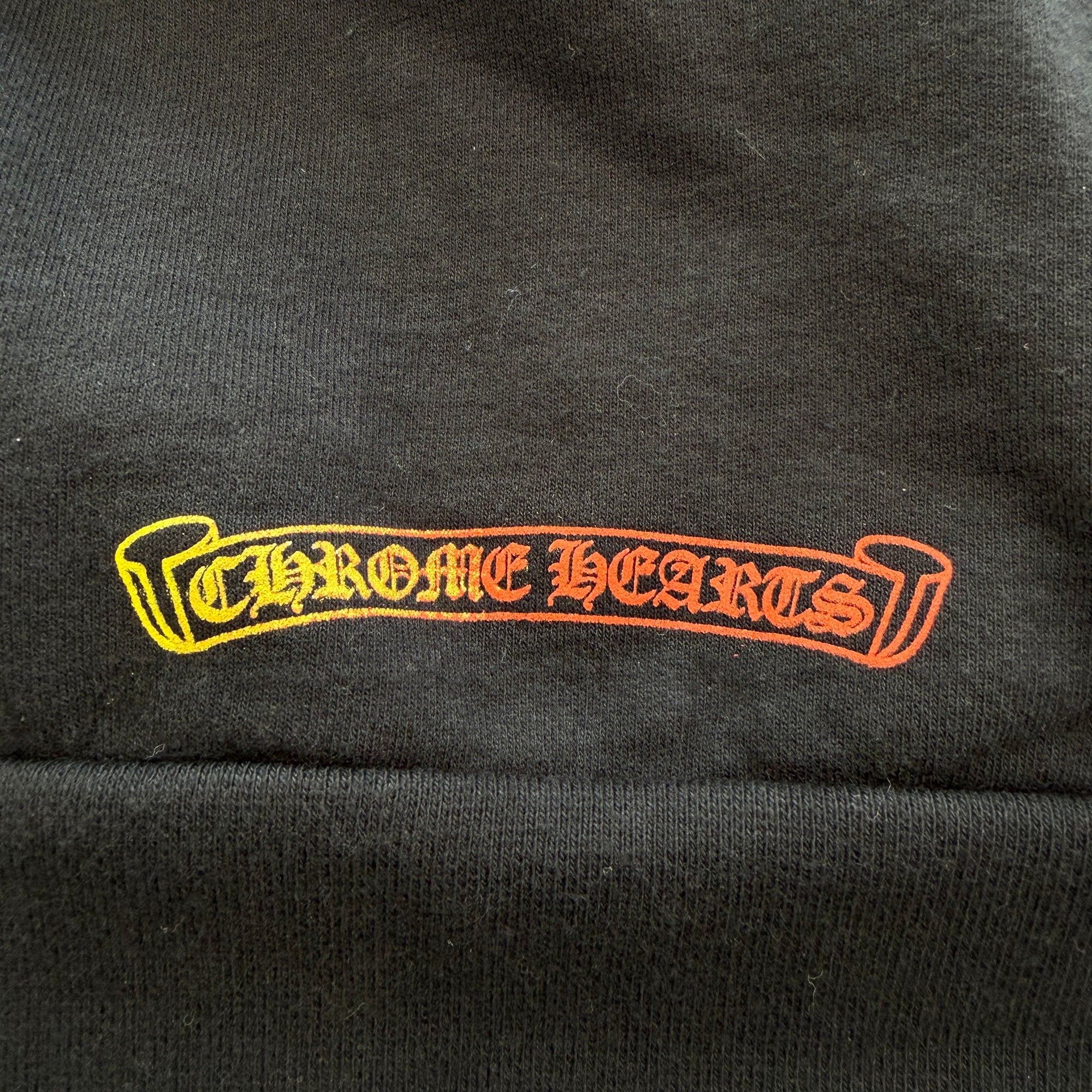 CHROME HEARTS Gradient Vertical Logo Print Pullover Hoodie Size M クロムハーツ グラデーション ヴァーティカルロゴ プリント プルオーバー フーディー サイズM