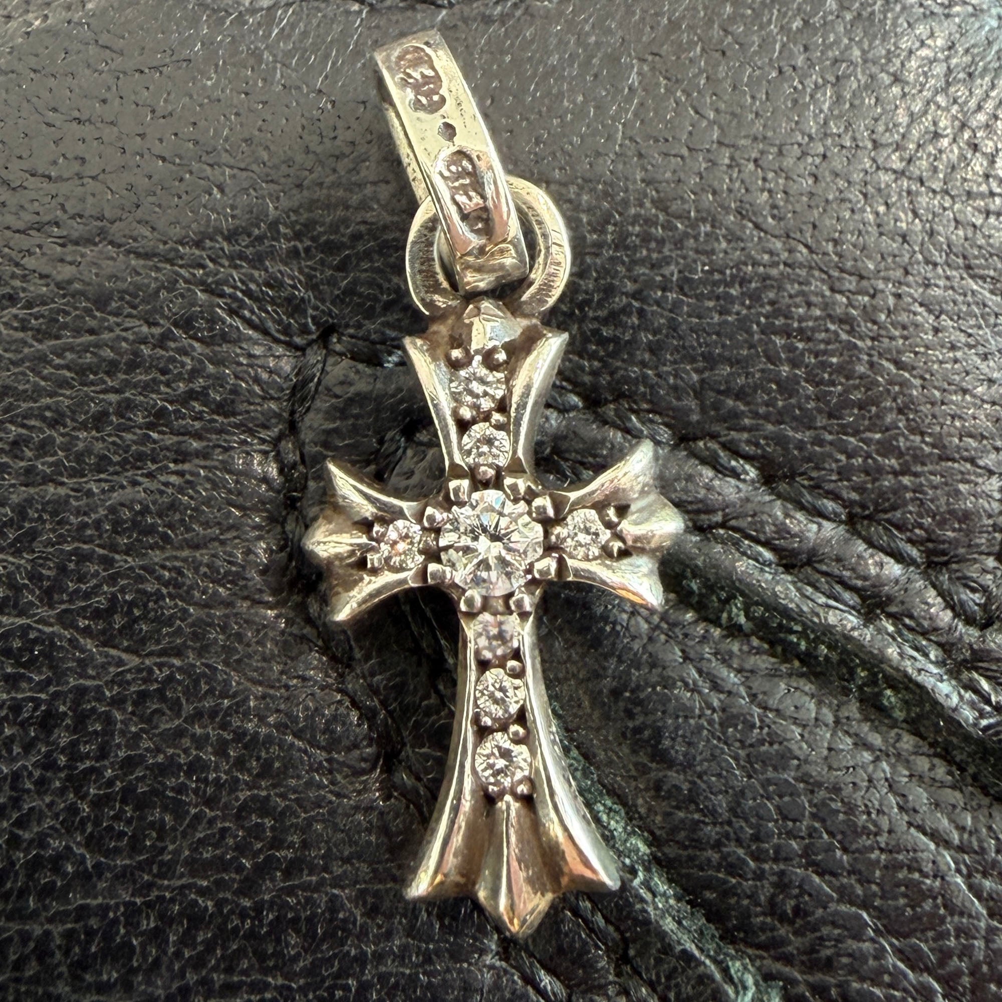 CHROME HEARTS Baby Fat Cross Pave Diamond Pendant Top クロムハーツ