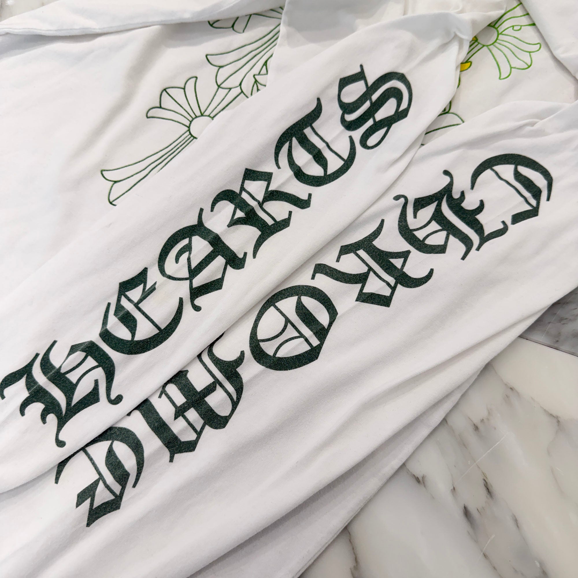 CHROME HEARTS Back Cemetery Green Cross Print Long Sleeve Tee Size S クロムハーツ バックセメタリー グリーンクロスプリント ロングスリーブTシャツ サイズS