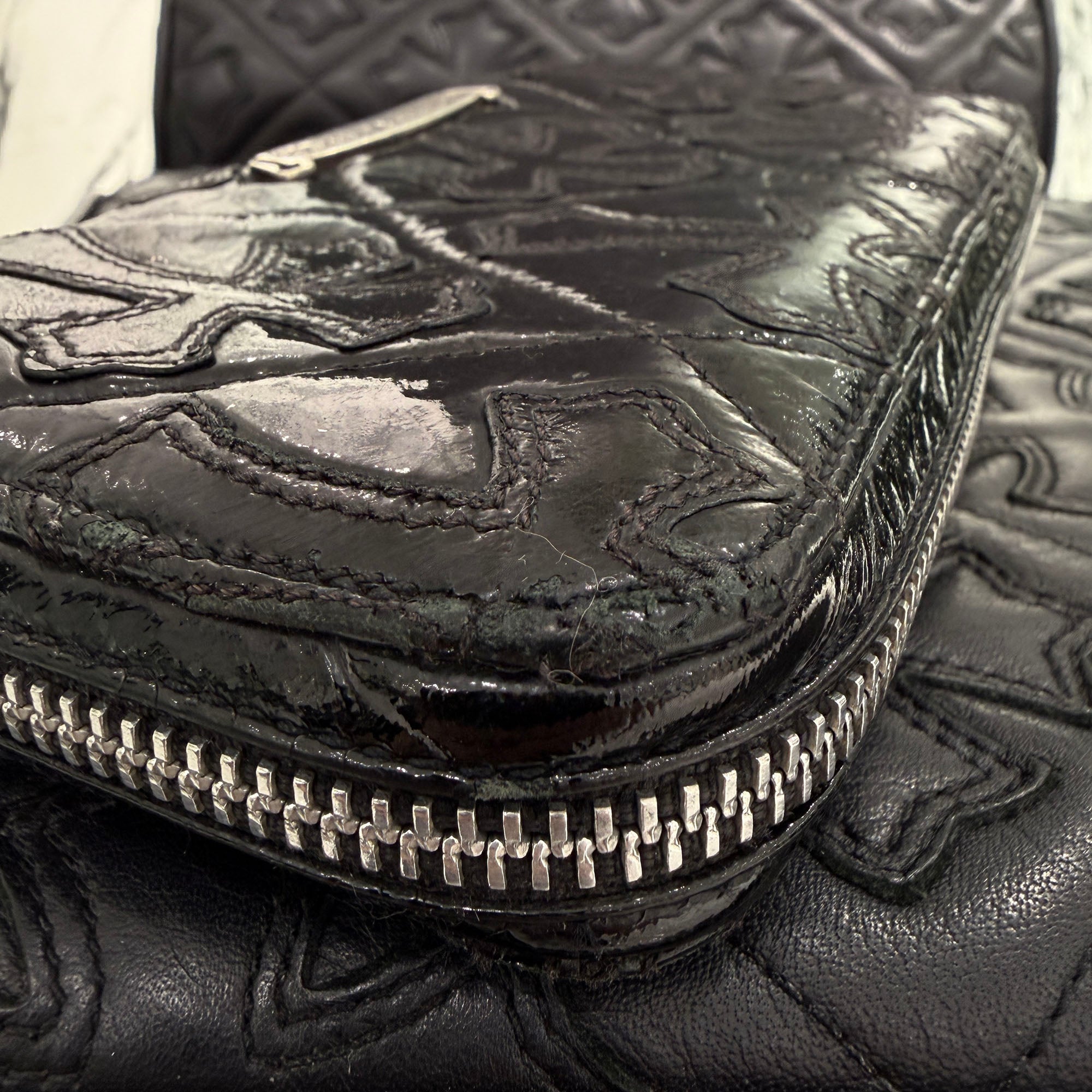 CHROME HEARTS Cemetery Cross Leather Patch Quilting Patent Leather Wallet クロムハーツ セメタリークロス レザーパッチ キルティングパテントレザー ウォレット