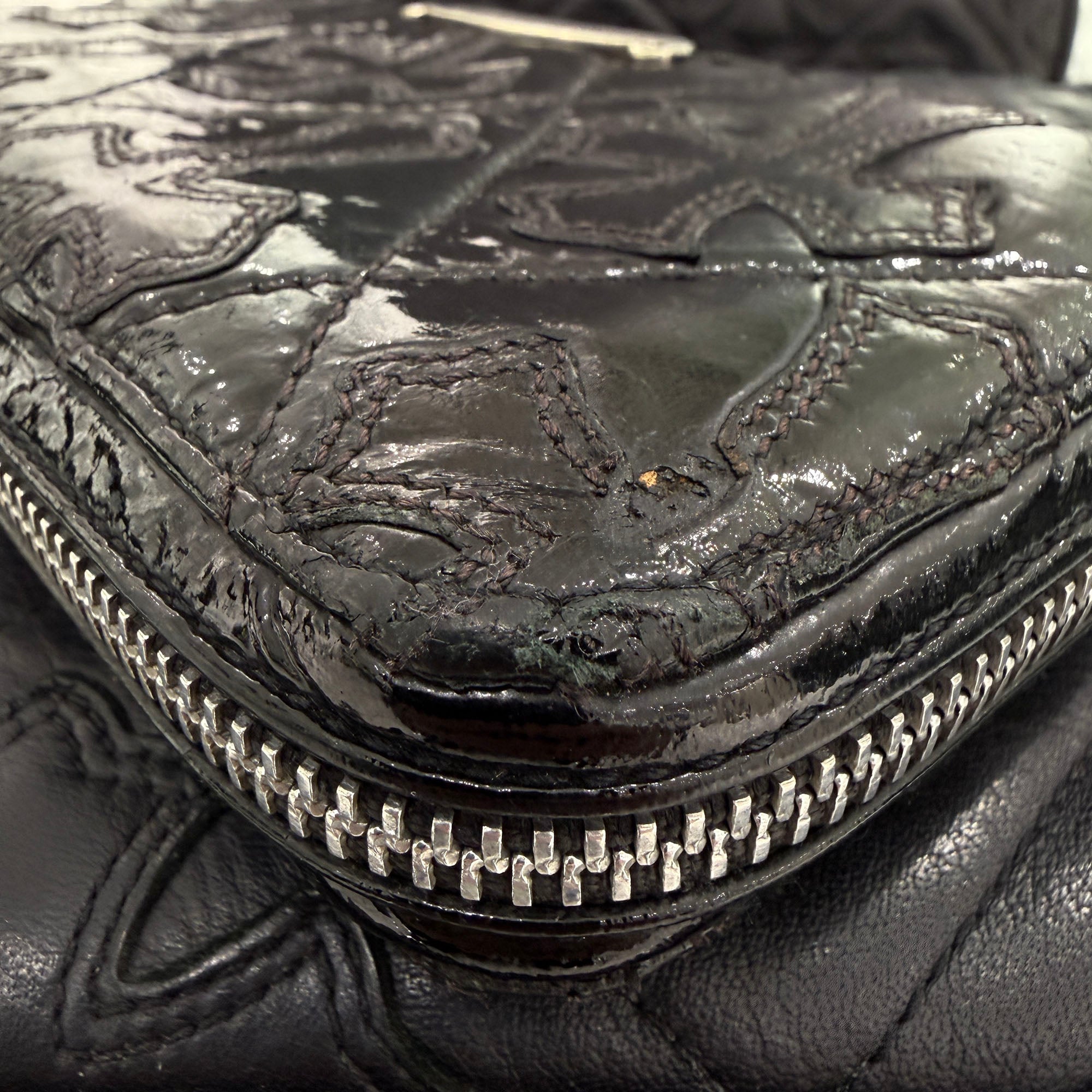 CHROME HEARTS Cemetery Cross Leather Patch Quilting Patent Leather Wallet クロムハーツ セメタリークロス レザーパッチ キルティングパテントレザー ウォレット