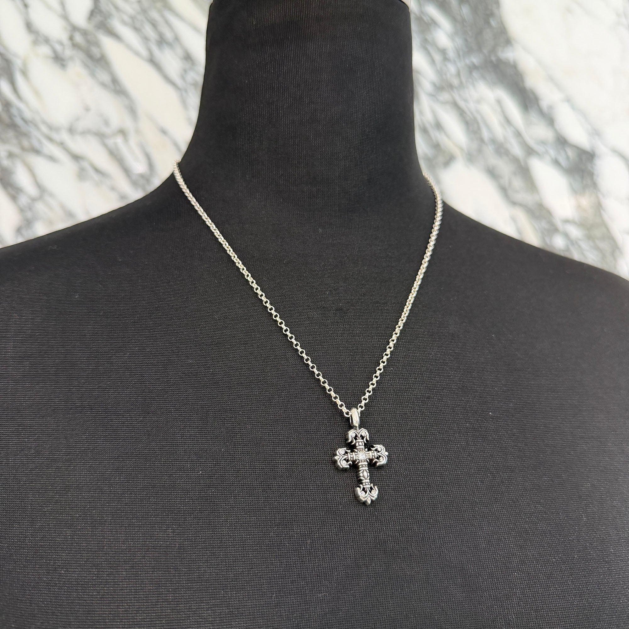 CHROME HEARTS Filigree Cross Charm  Pave Diamond Pendant Top &  Roll Chain Necklace Size 18 Inch クロムハーツ フィリグリークロス チャーム パヴェ ダイヤモンド ペンダントトップ & ロールチェーン ネックレス サイズ18インチ