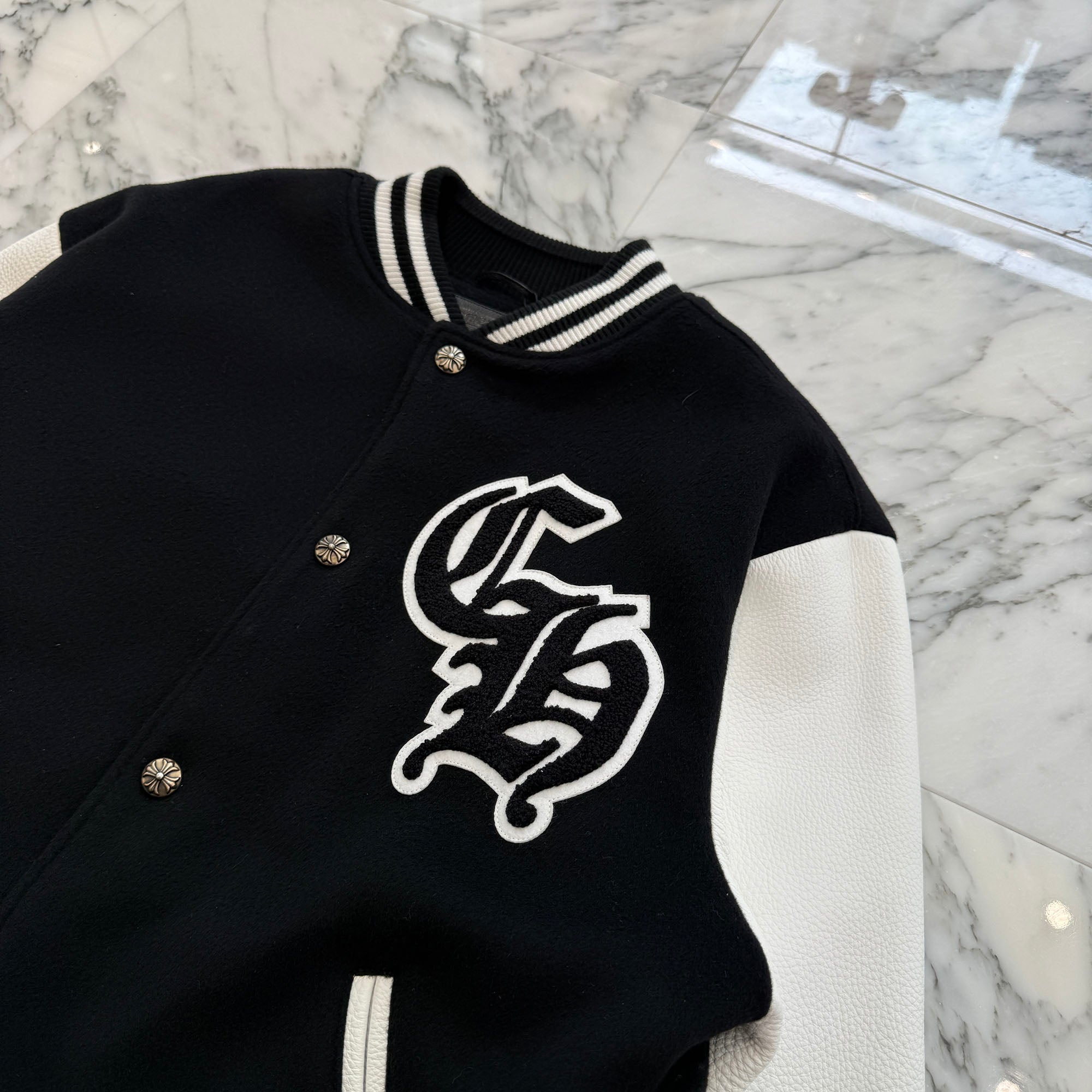 CHROME HEARTS CHICKEN 33 Cross Patch Leather Sleeve Varcity Jacket Size XL クロムハーツ チキンジャケット 33 クロスパッチ レザースリーブ バーシティジャケット サイズXL