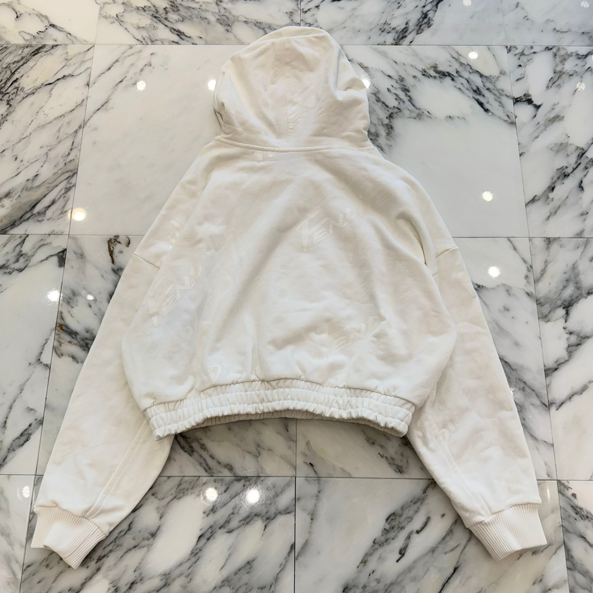 FENDI 2022SS Emboss Logo Cropped Pullover Hoodie FAF191AGOI Size 42 フェンディ エンボス ロゴ クロップド プルオーバー フーディ サイズ42