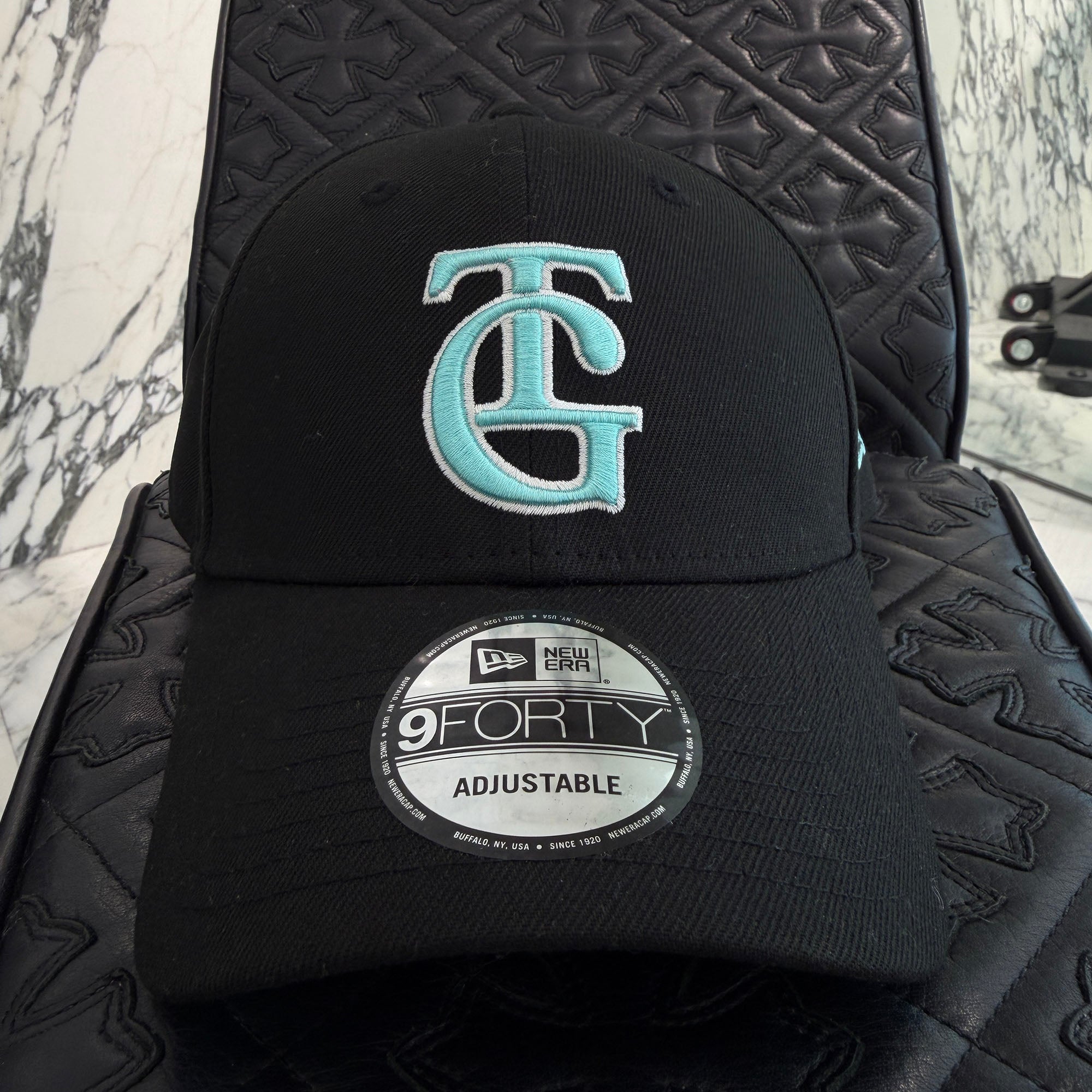 Tiffany Co. × NEW ERA × Giants 2024AW TG Logo Embroidery Baseball Cap RN11493 CA40289 Size 9FORTY ティファニー × ニューエラ × 読売ジャイアンツ TGロゴ刺繍 ベースボール キャップ サイズ9FORTY