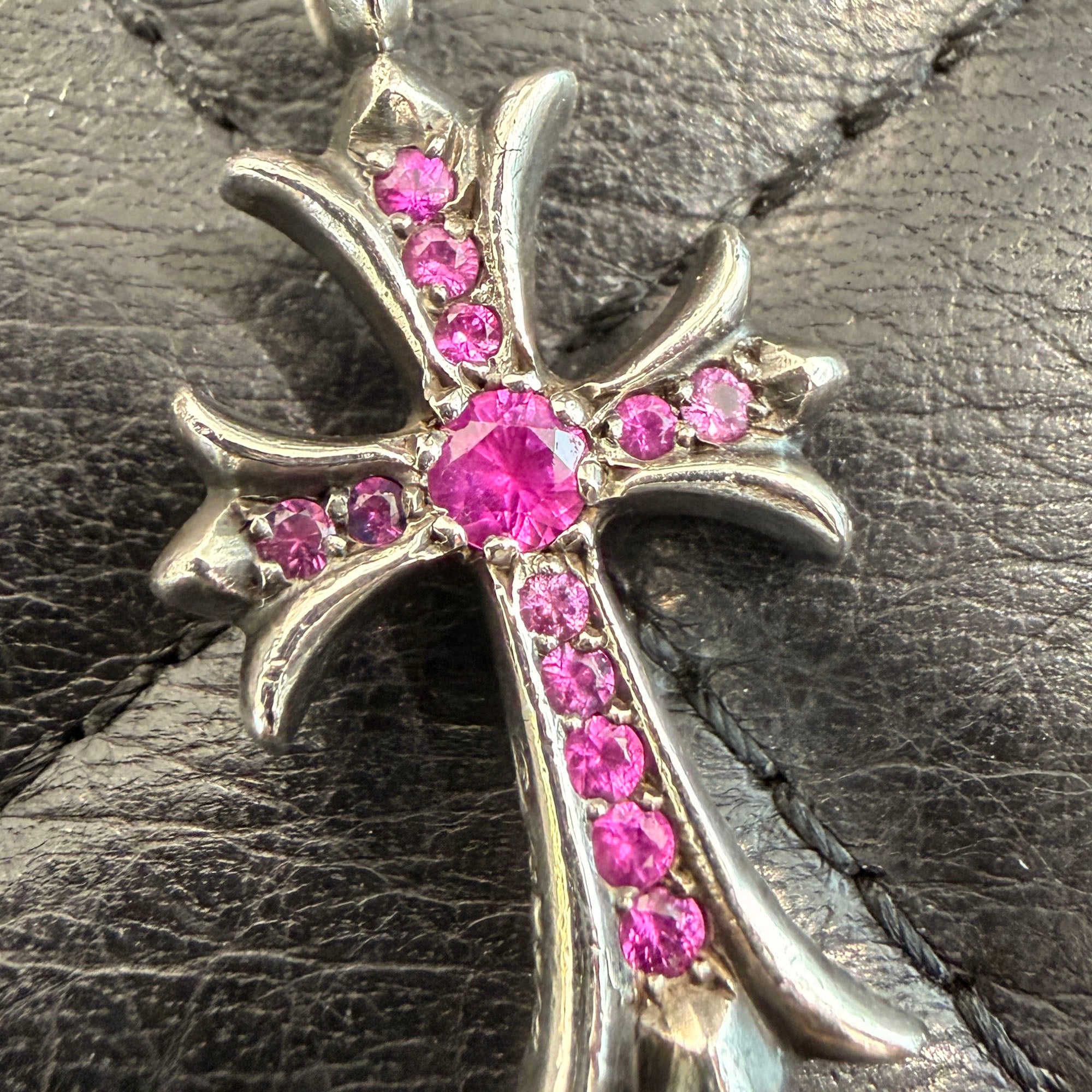 CHROME HEARTS Tiny Fat Cross Pave Pink Sapphire Pendant Top クロムハーツ タイニーファットクロス ピンクサファイア ペンダントトップ