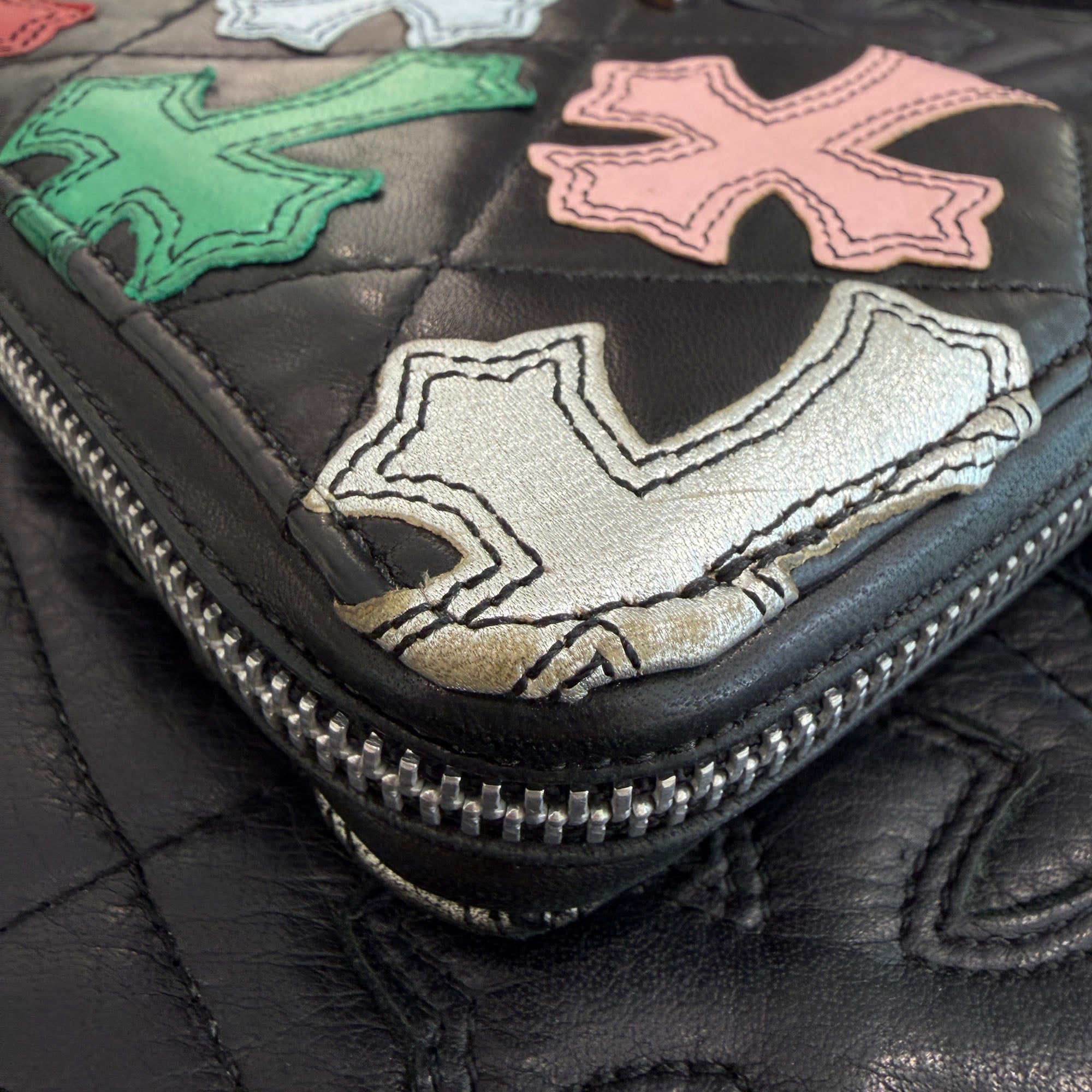 CHROME HEARTS Multi Cemetery Cross Leather Patch Quilting Wallet クロムハーツ マルチ セメタリークロス レザーパッチ キルティング ウォレット