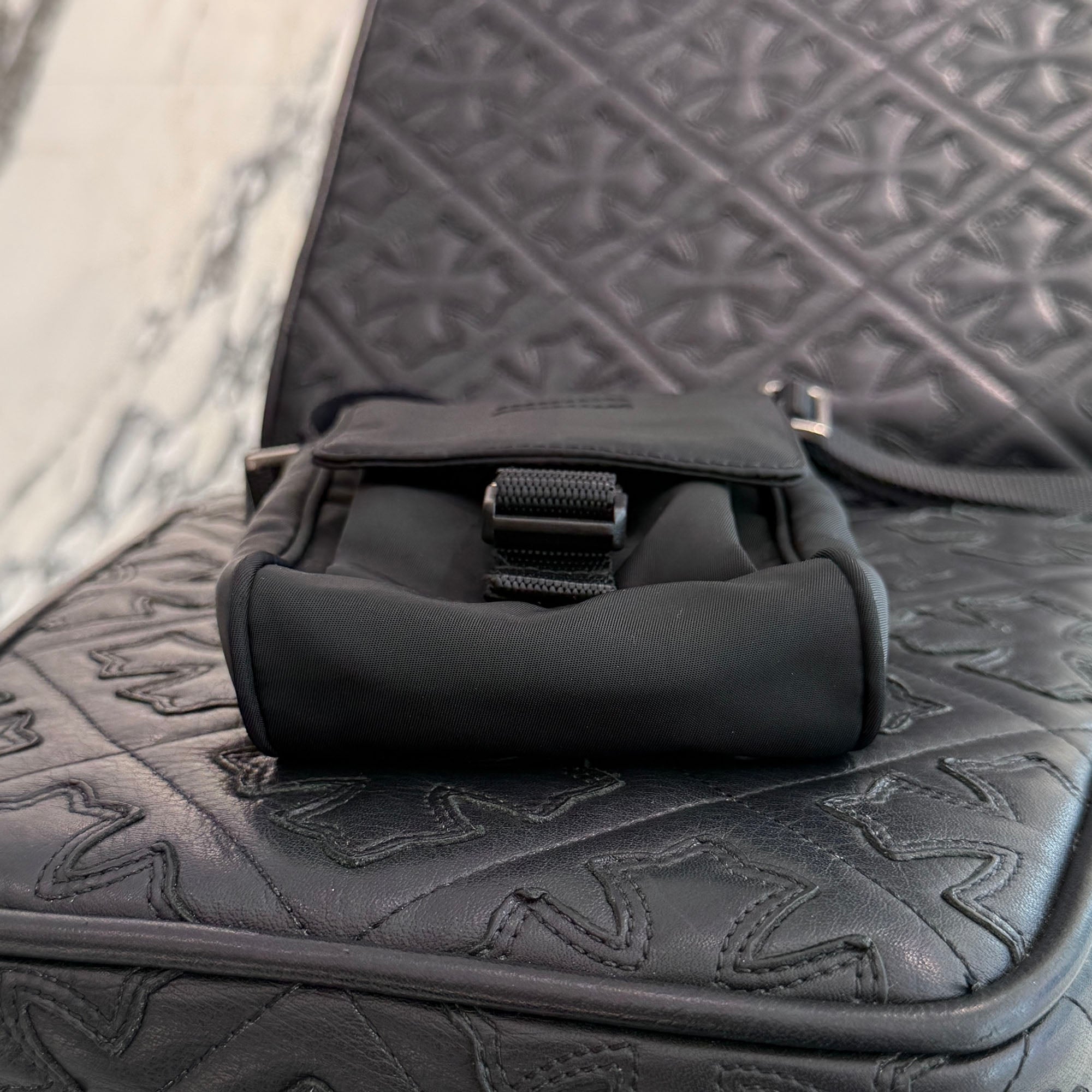 PRADA Re-Nylon Mini Shoulder Smart Phone Pouch MV583 プラダ リ ナイロン ミニショルダースマートフォン ポーチ