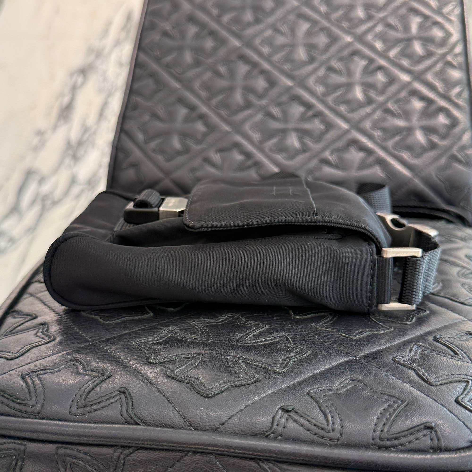 PRADA Re-Nylon Mini Shoulder Smart Phone Pouch MV583 プラダ リ ナイロン ミニショルダースマートフォン ポーチ