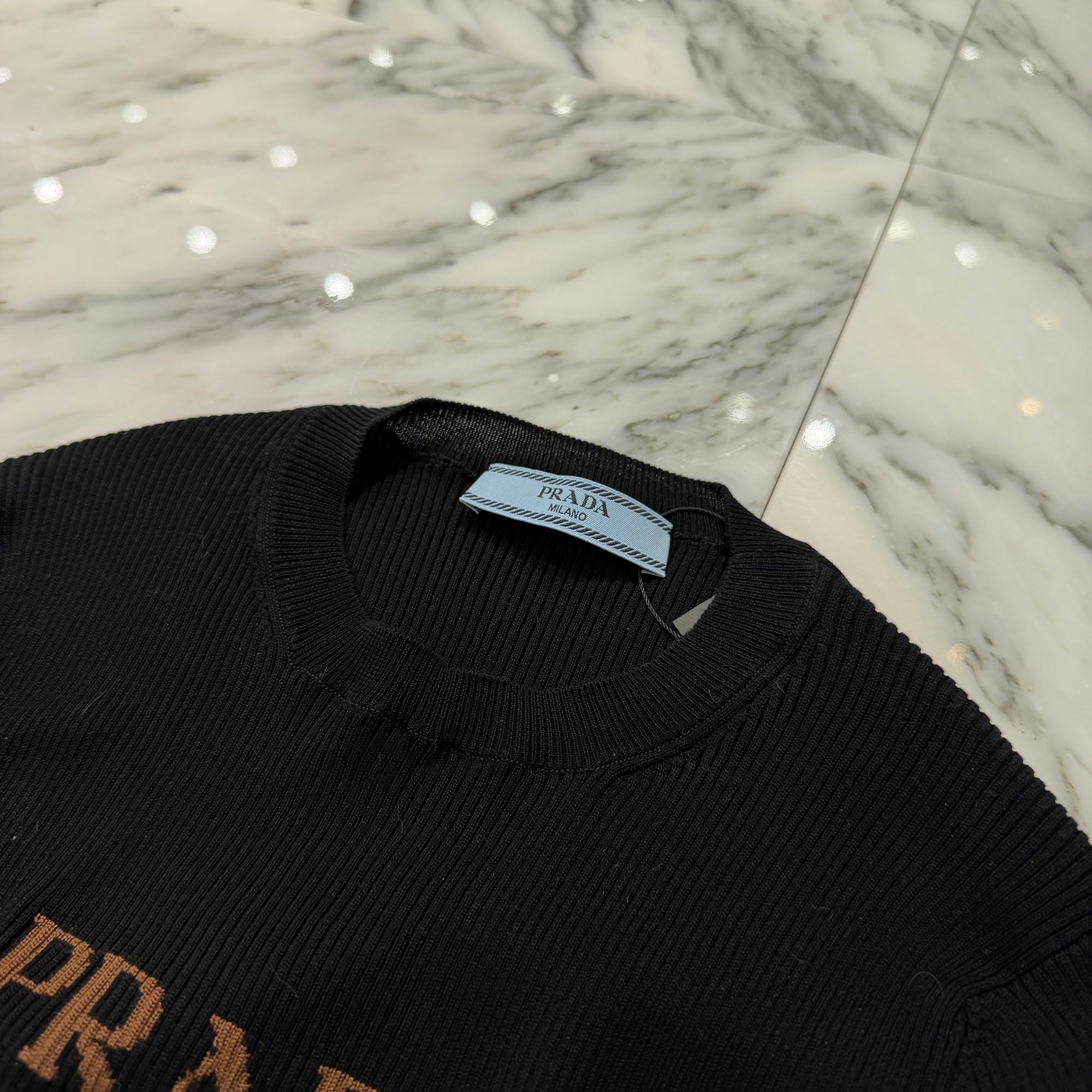 PRADA 2025SS Logo Embroidered Crew Neck Cropped Knit Sweater P24S1G S222 11MY Size 36 プラダ ロゴ 刺繍 クルーネック クロップド ニットセーター サイズ36