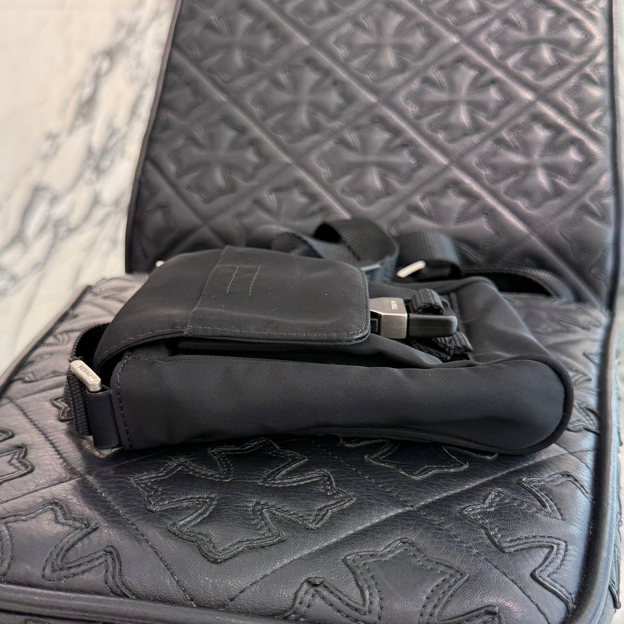 PRADA Re-Nylon Mini Shoulder Smart Phone Pouch MV583 プラダ リ ナイロン ミニショルダースマートフォン ポーチ