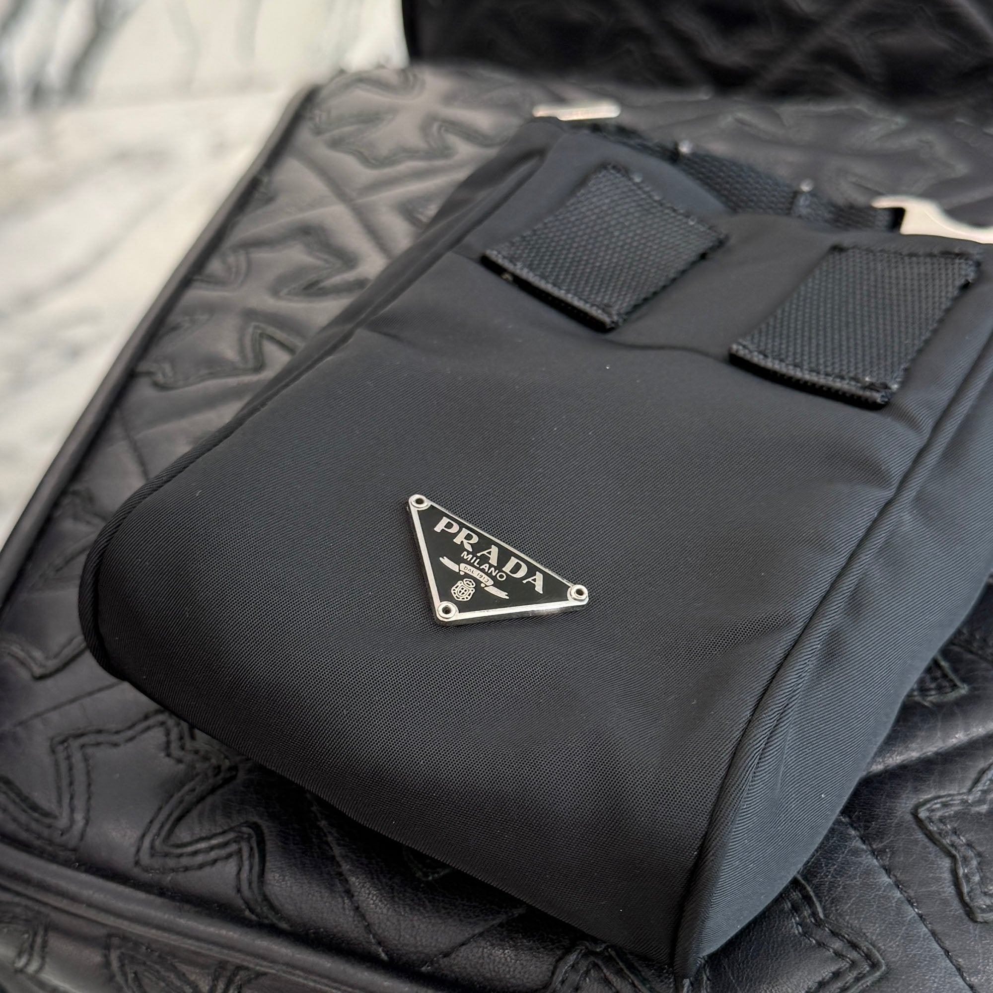 PRADA Re-Nylon Mini Shoulder Smart Phone Pouch MV583 プラダ リ ナイロン ミニショルダースマートフォン ポーチ