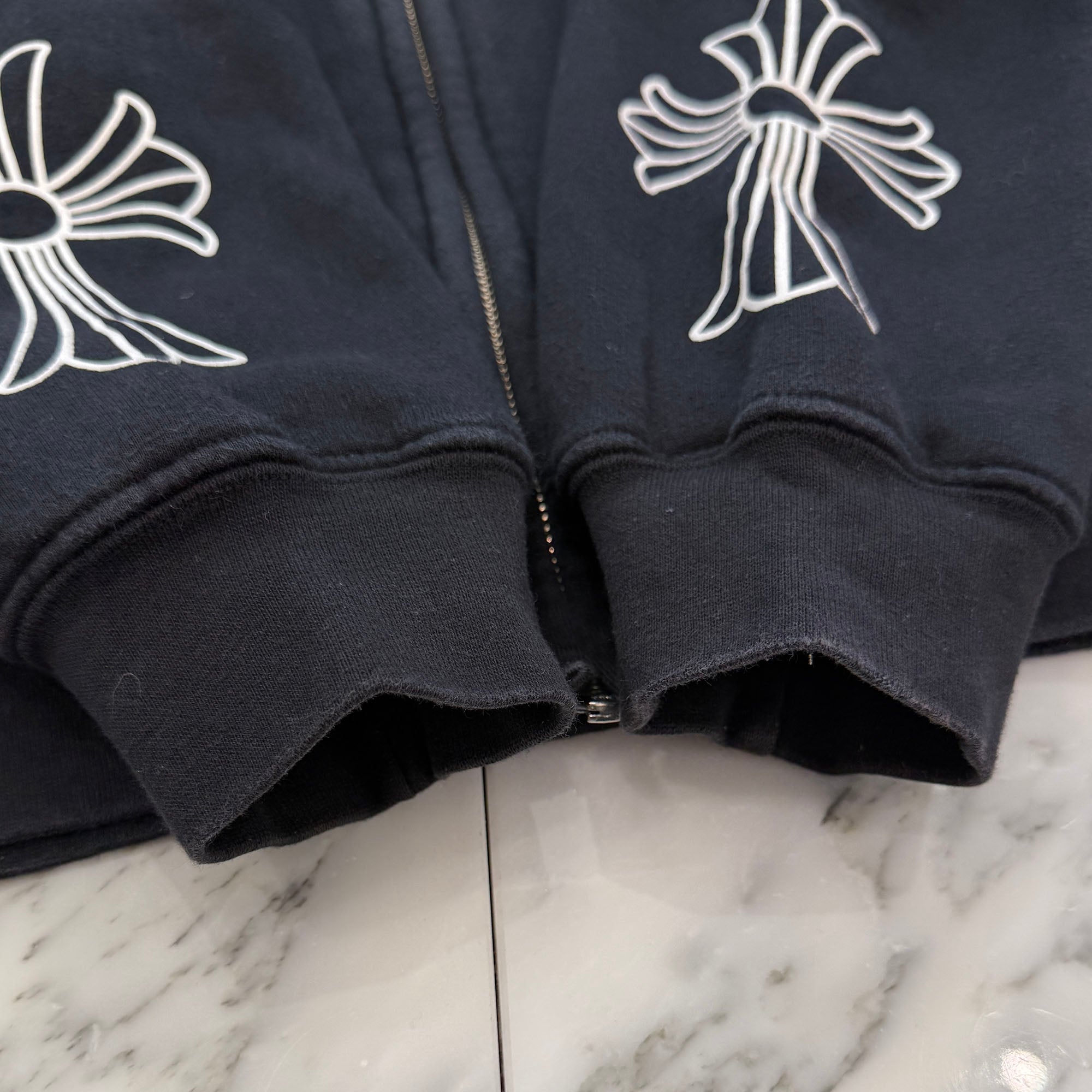 CHROME HEARTS OLD Back Scroll Arm Cross Zip Up Hoodie Size M クロムハーツ オールド バック スクロール アームクロス ジップアップ フーディ サイズM