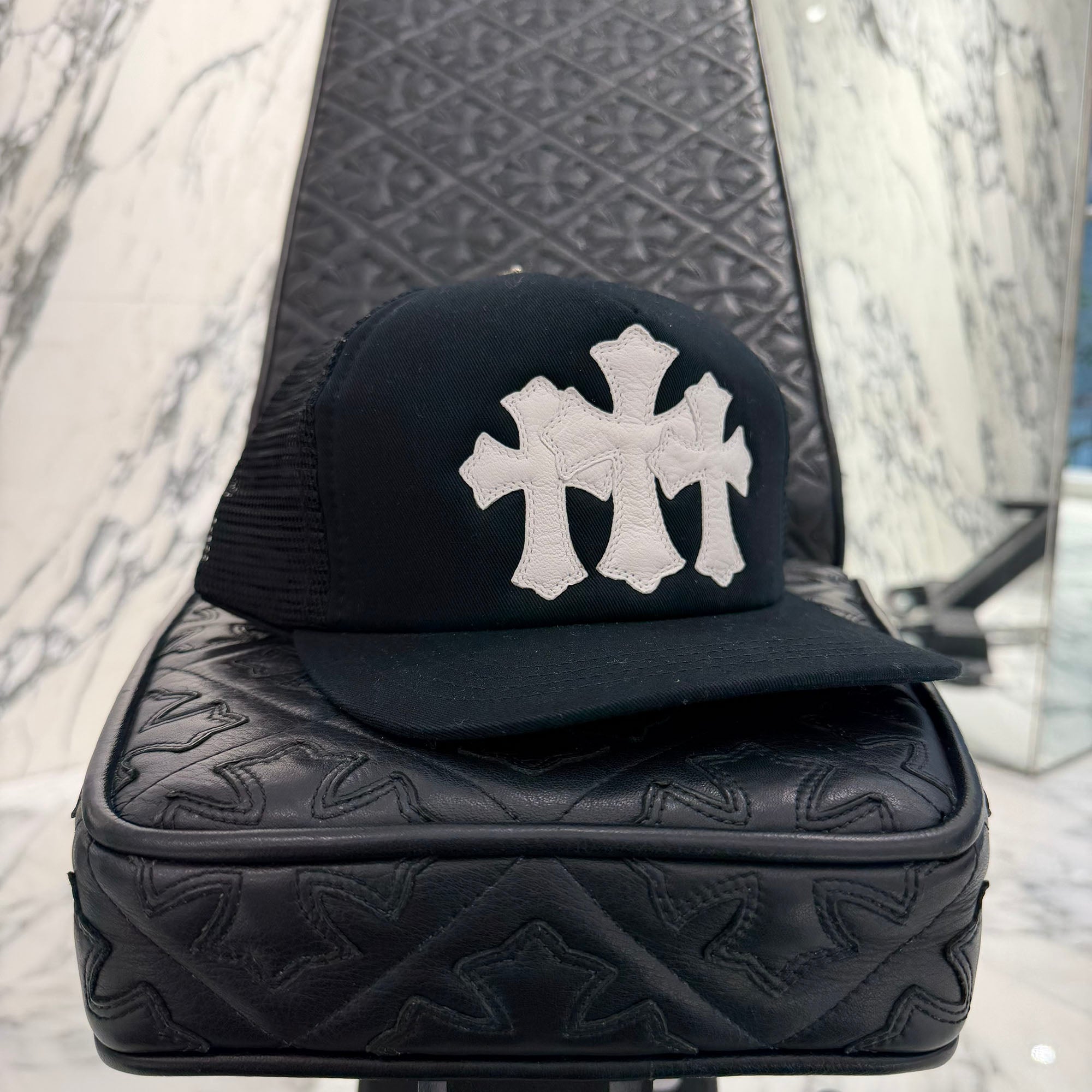 CHROME HEARTS Triple Cross Patch Trucker Cap Size ONE SIZE (51-61) クロムハーツ トリプルクロスパッチ トラッカーキャップ サイズONE SIZE (51-61)