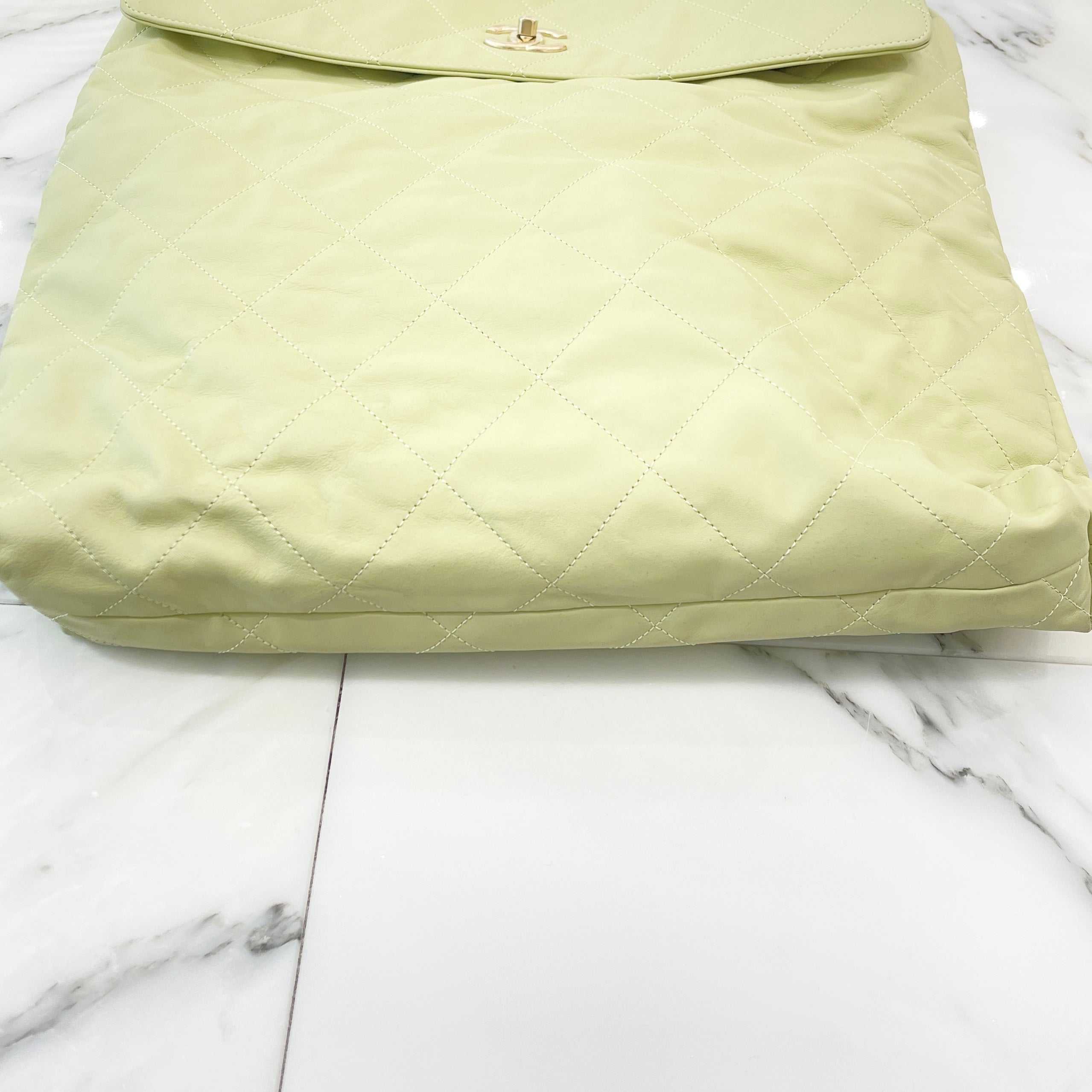 CHANEL 2024 Cruise Matelasse Maxi Hobo Bag AS4617 B14999 NS835 シャネル 2024クルーズ マトラッセ マキシ ホーボーバッグ