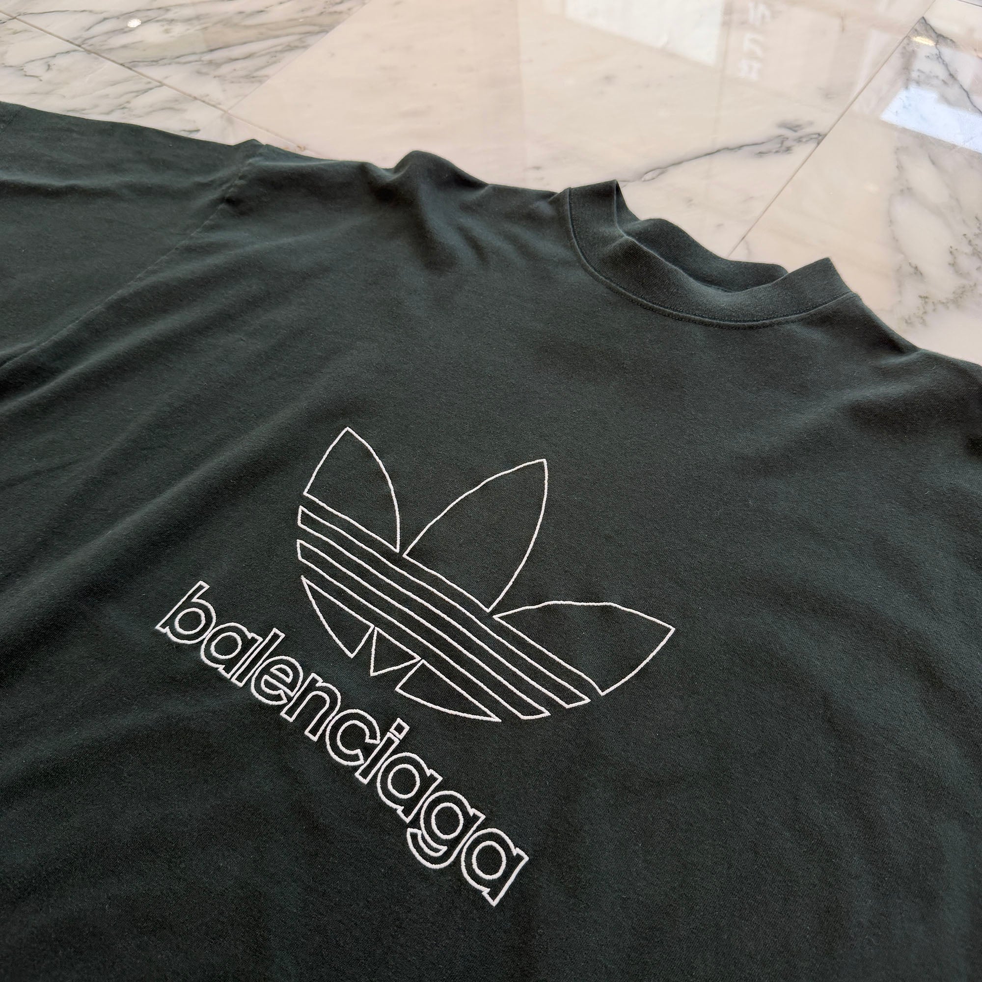 BALENCIAGA × adidas 2023SS Trefoil Logo Embroidery Tee 723976 TNVN8 Size 5 バレンシアガ×アディダス トレフォイルロゴ刺繡 Tシャツ サイズ5