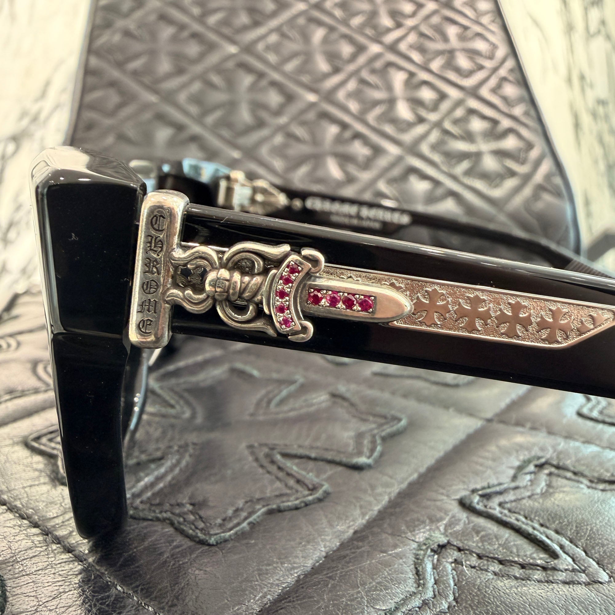 CHROME HEARTS BOX-OFFICER Sunglasses Ruby Dagger Size 56□19-144 クロムハーツ ボックスオフィサー サングラス ルビーダガー サイズ56□19-144