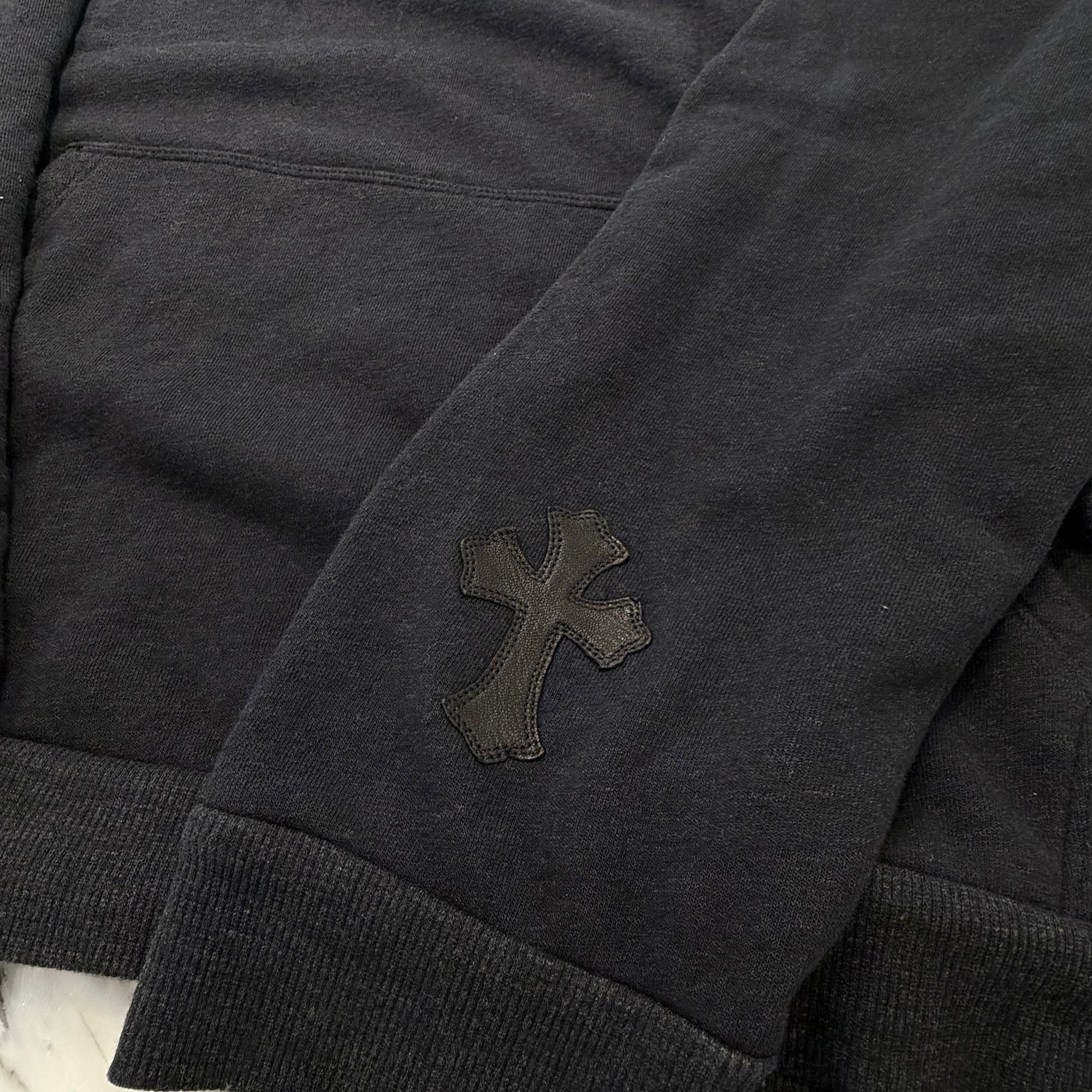 CHROME HEARTS Y NOT Cross Leather Patch Pullover Hoodie Size XL クロムハーツ ワイノット レザーパッチ プルオーバーフーディー サイズXL