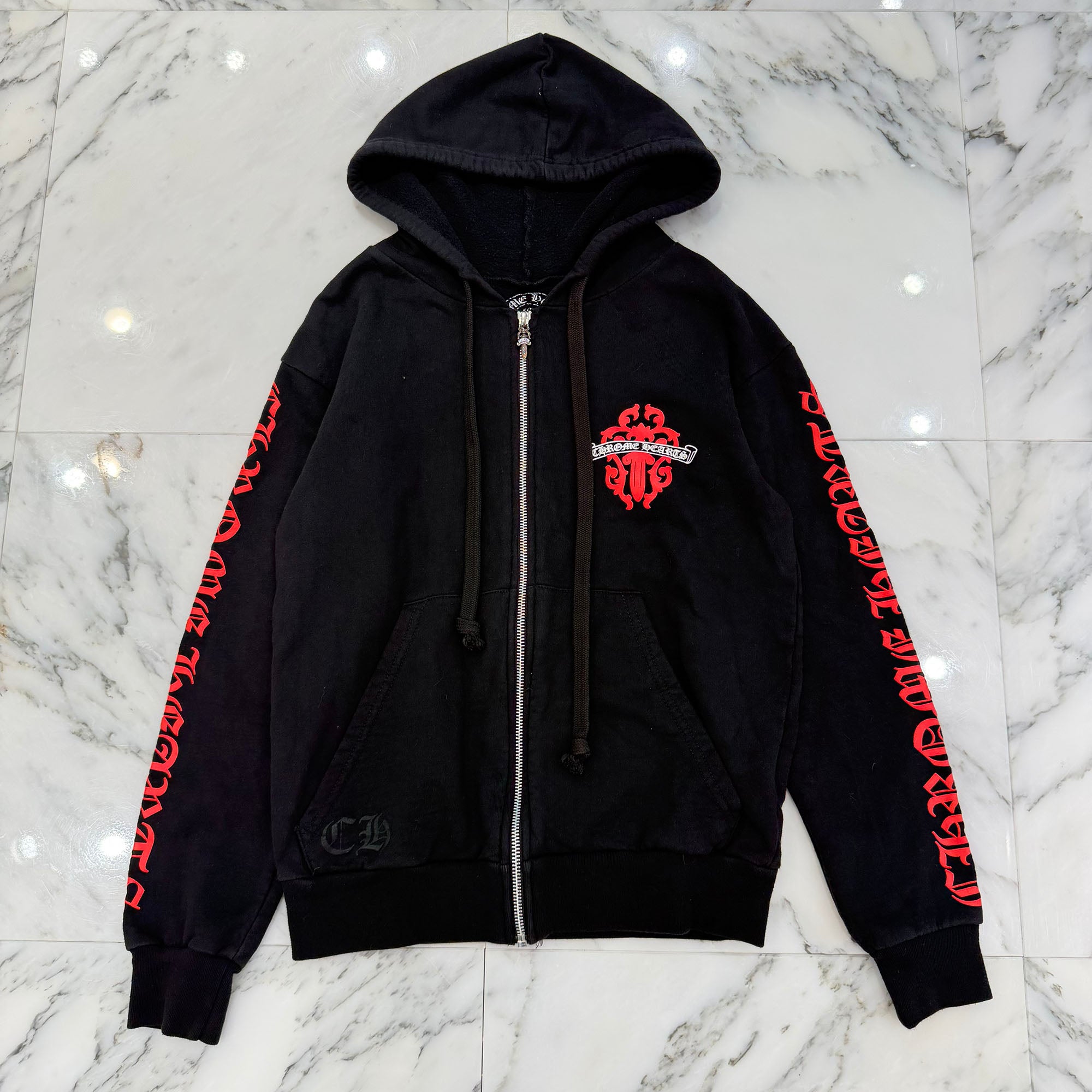 CHROME HEARTS Red Vine Dagger Arm Logo Zip Up Hoodie Size XS クロムハーツ レッドヴァインダガー アームロゴ ジップアップ フーディー サイズXS