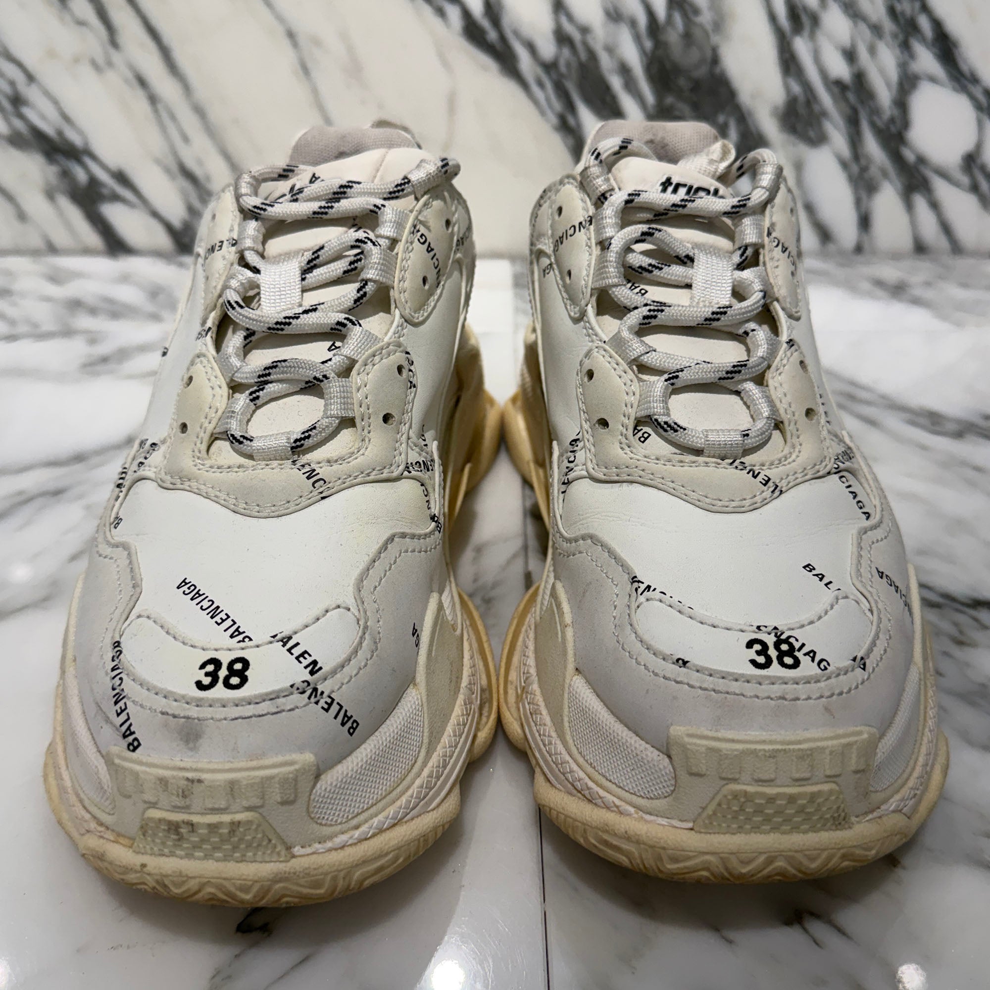 BALENCIAGA Triple S All Over Pattern Sneakers Size 38 (約24.0cm～24.5cm) バレンシアガ トリプルS オールオーバーパターン スニーカー サイズ38 (約24.0cm～24.5cm)