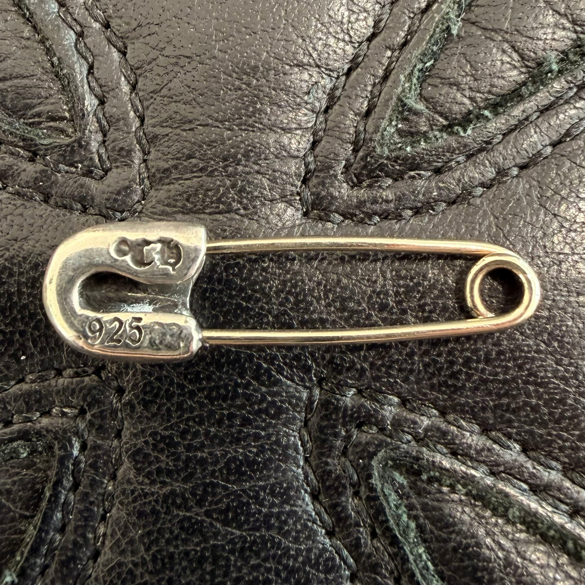 CHROME HEARTS Safety Pin 1 Diamond Pendant Charm クロムハーツ セーフティ ピン 1ダイヤモンド ペンダントチャーム