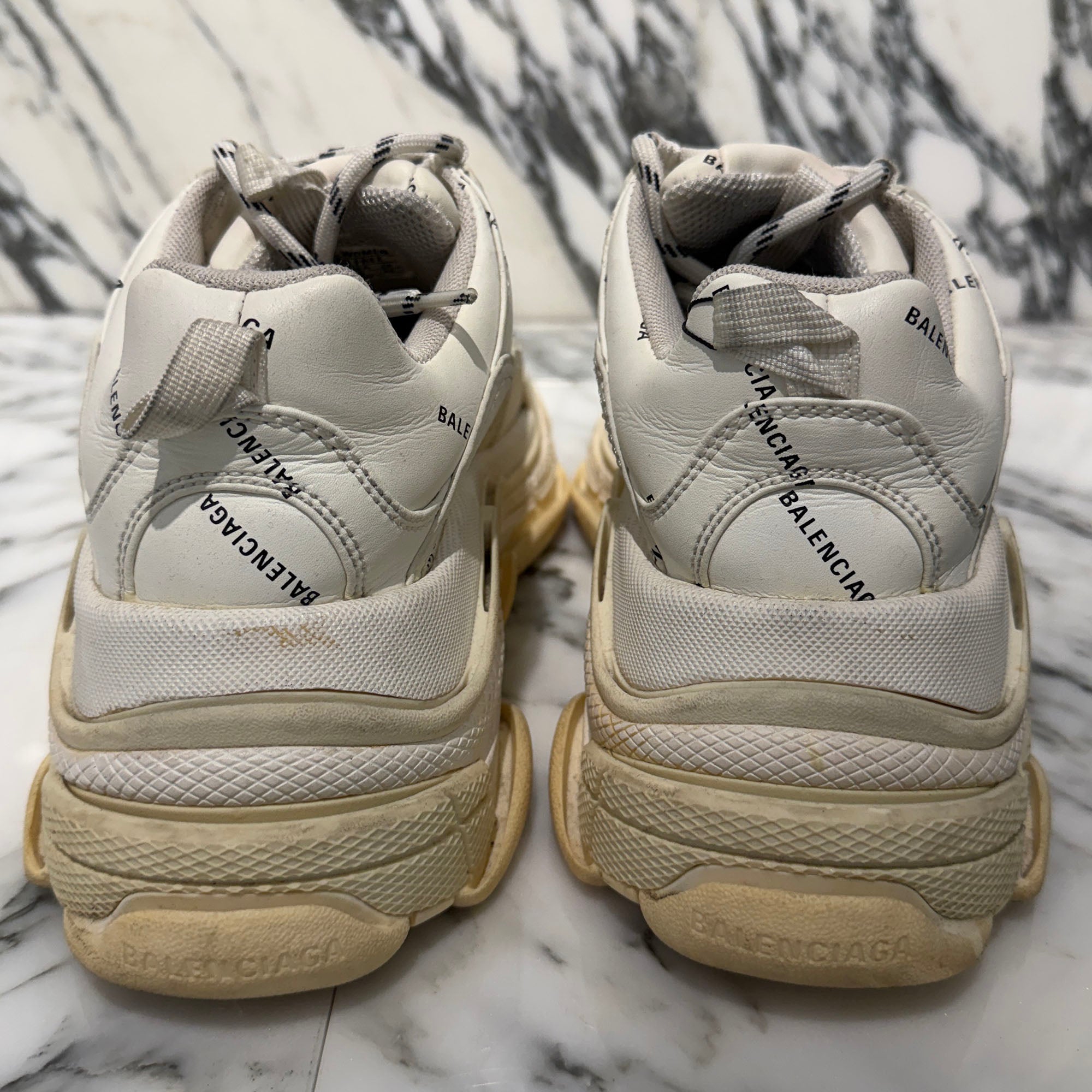 BALENCIAGA Triple S All Over Pattern Sneakers Size 38 (約24.0cm～24.5cm) バレンシアガ トリプルS オールオーバーパターン スニーカー サイズ38 (約24.0cm～24.5cm)