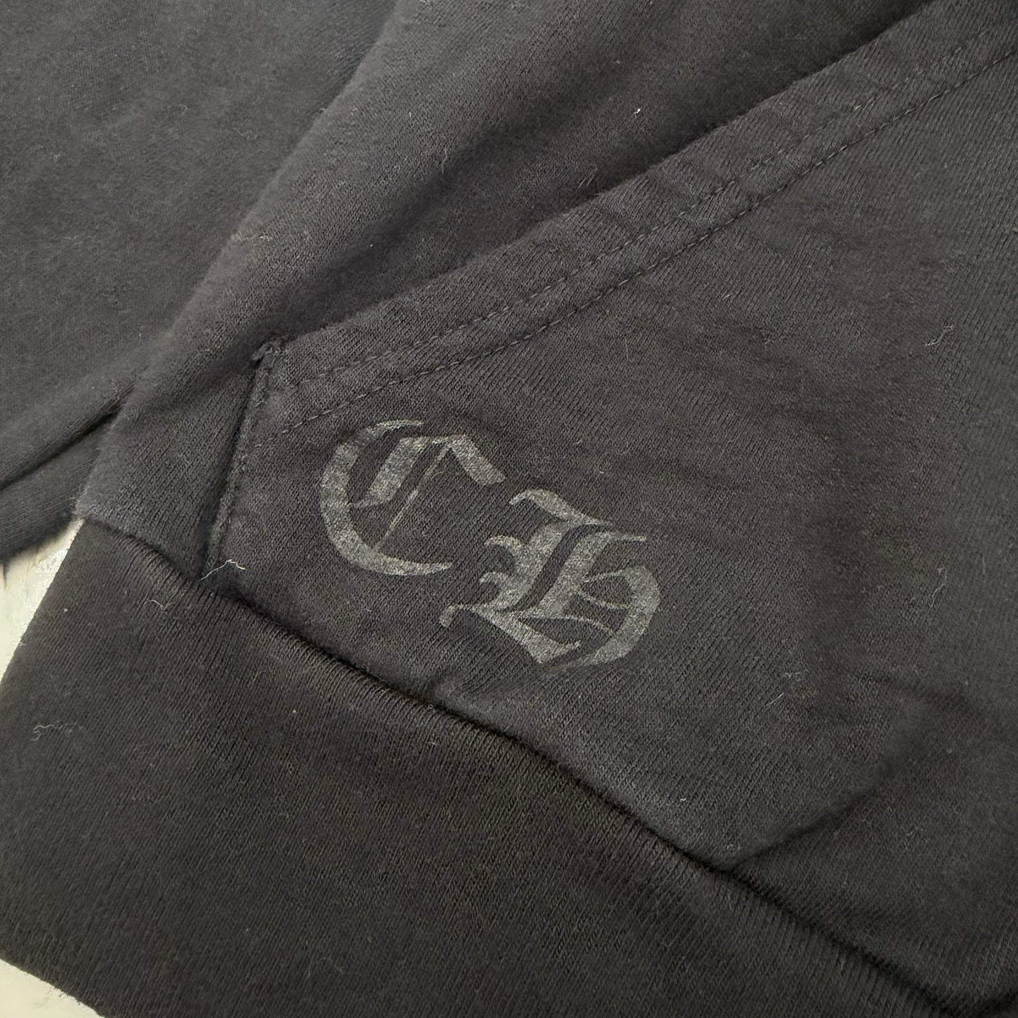 CHROME HEARTS Red Vine Dagger Arm Logo Zip Up Hoodie Size XS クロムハーツ レッドヴァインダガー アームロゴ ジップアップ フーディー サイズXS