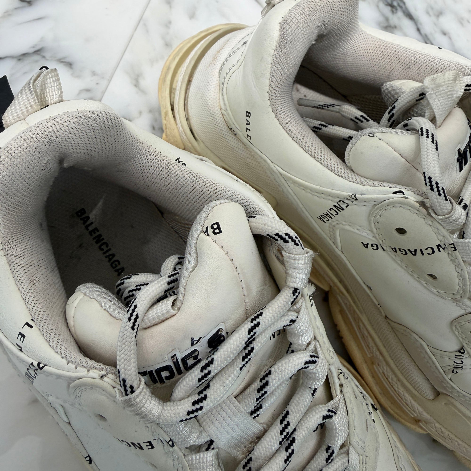 BALENCIAGA Triple S All Over Pattern Sneakers Size 38 (約24.0cm