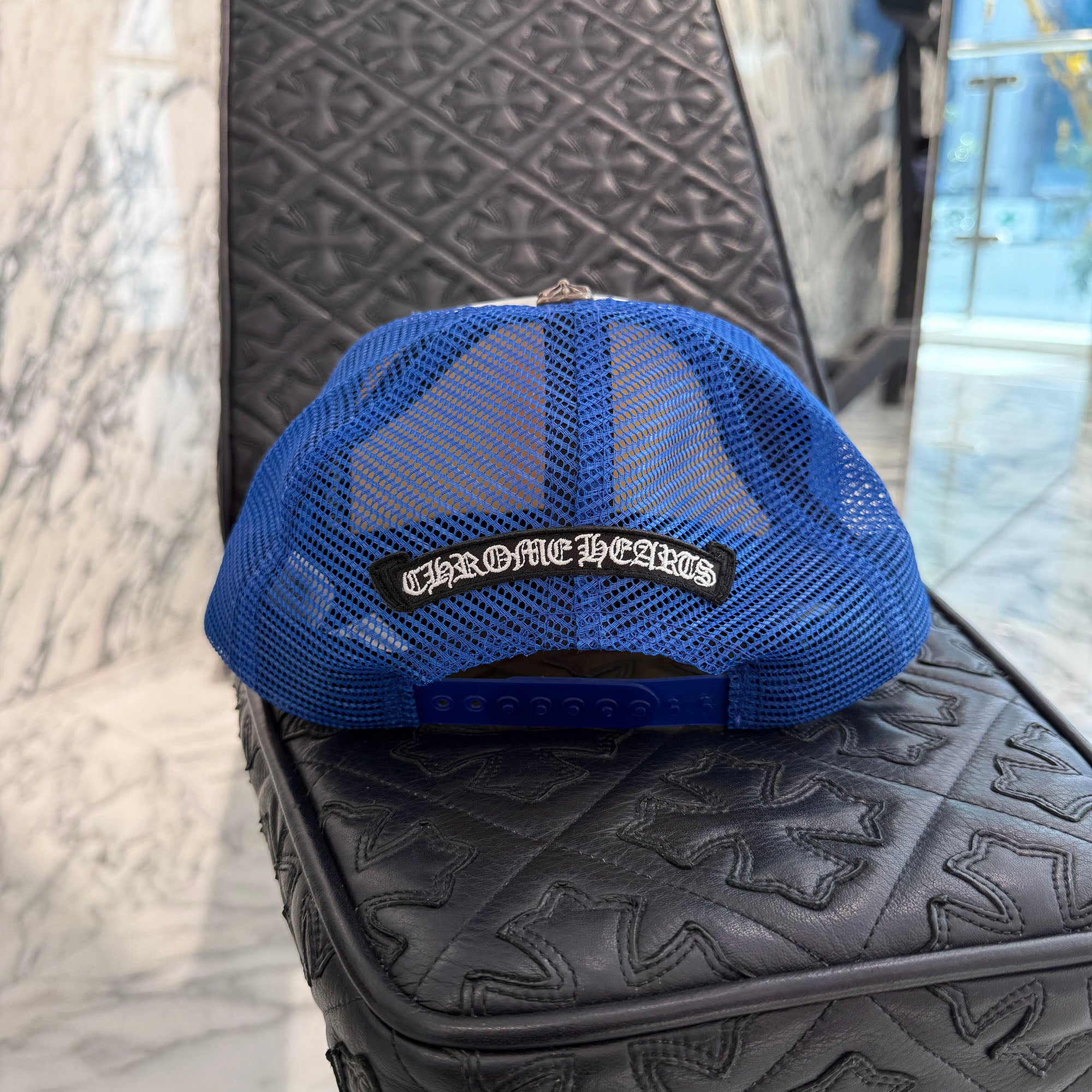 CHROME HEARTS Vertical Logo Trucker Cap Size ONE SIZE（53-60）クロムハーツ ヴァーティカルロゴ トラッカーキャップ サイズONE SIZE（53-60）