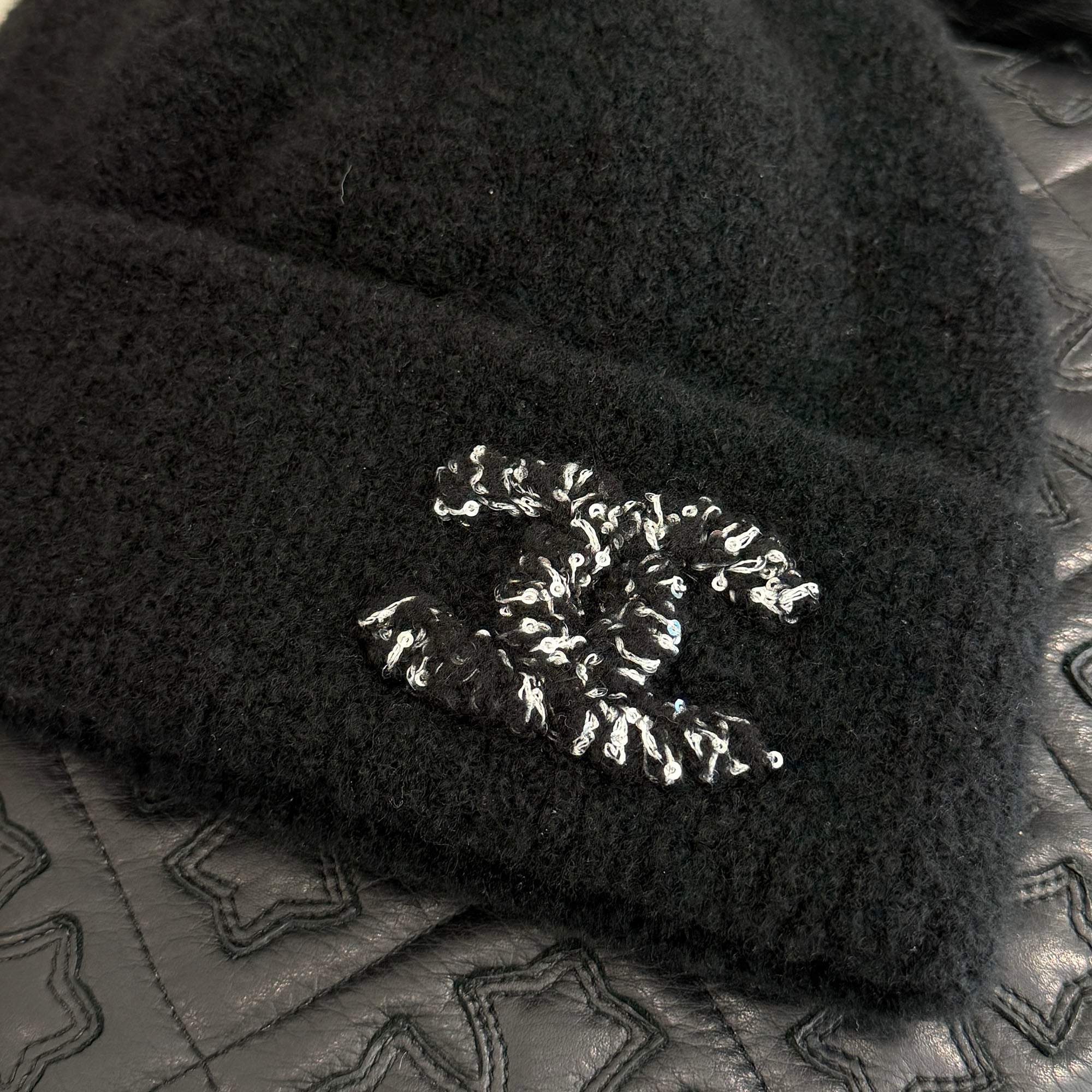 CHANEL 25A Coco Mark Embroidery Cashmere Silk Beanie AAB135 Size ONE SIZE シャネル 25A ココマーク刺繍 カシミヤ シルク ビーニー サイズONE SIZE