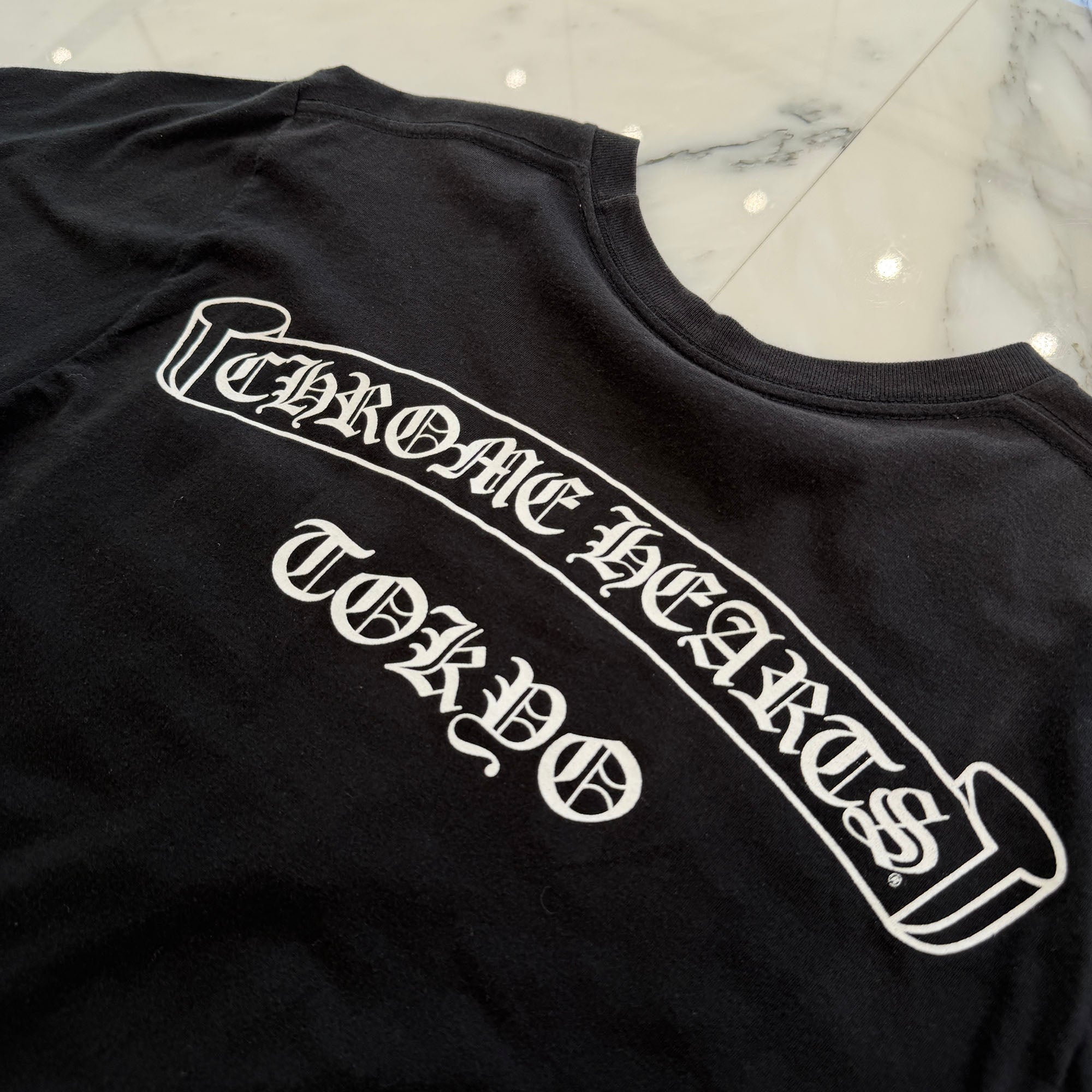 CHROME HEARTS TOKYO Limited Scroll Label Logo Tee Size M クロムハーツ 東京限定 スクロールラベル ロゴ Tシャツ サイズM