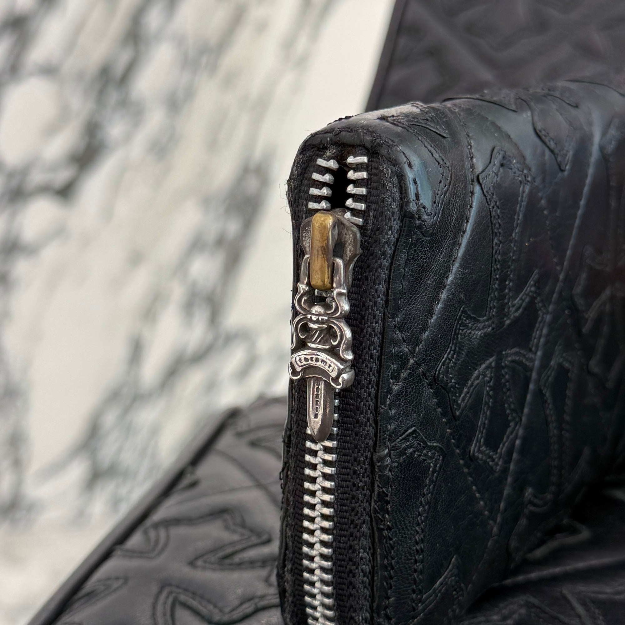 CHROME HEARTS Cemetery Cross Leather Patch Quilting Leather Wallet クロムハーツ セメタリークロス レザーパッチ キルティングレザー ウォレット