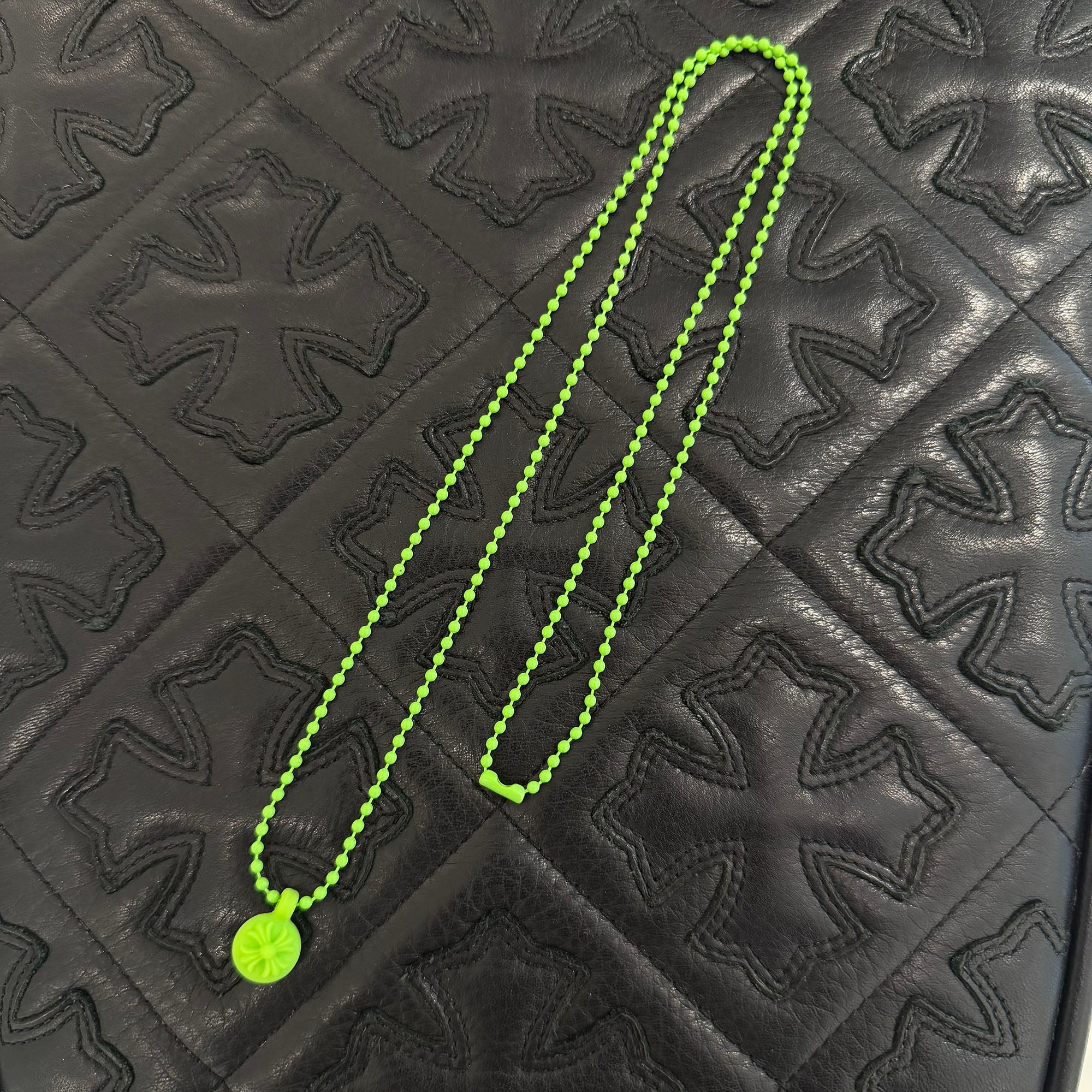 CHROME HEARTS PENDANT CROSS BALL PLSTC クロムハーツ ペンダント クロスボール プラスチック