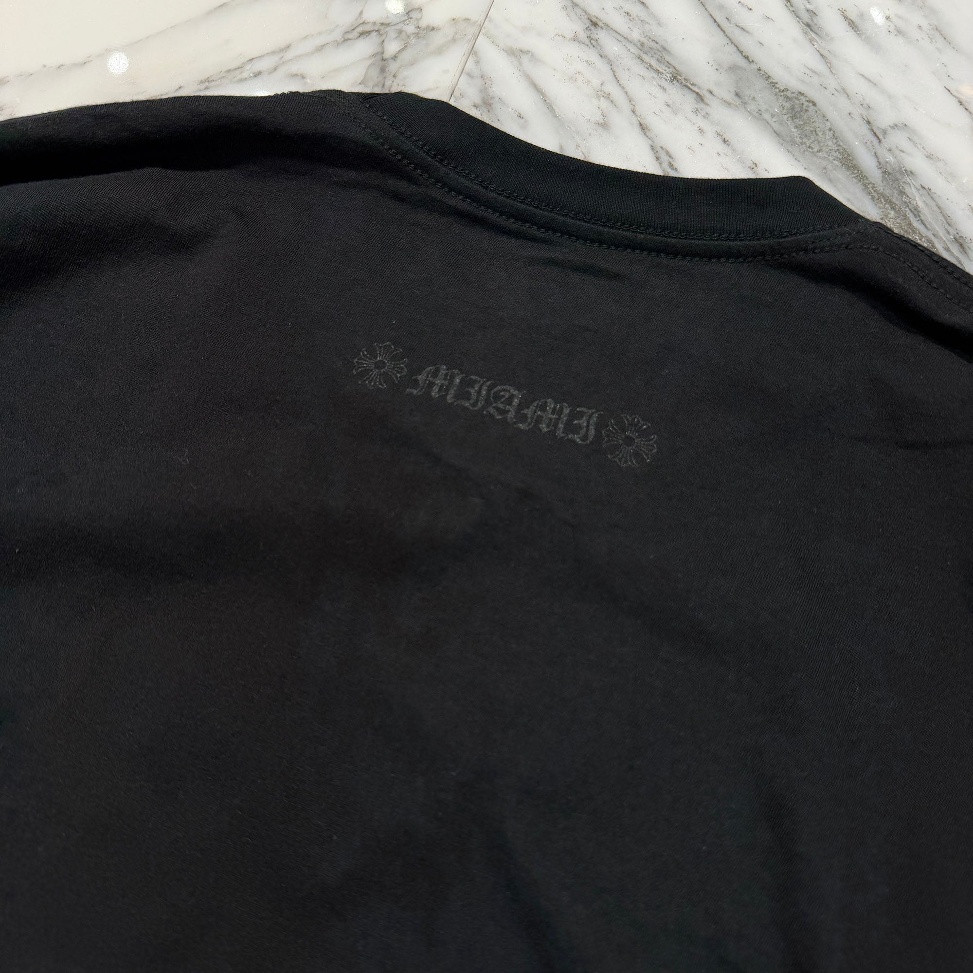 CHROME HEARTS Miami Limited Vertical Logo Cemetery Cross Long Sleeve Tee Size L クロムハーツ マイアミ限定 ヴァーティカルロゴ セメタリークロス Tシャツ サイズL