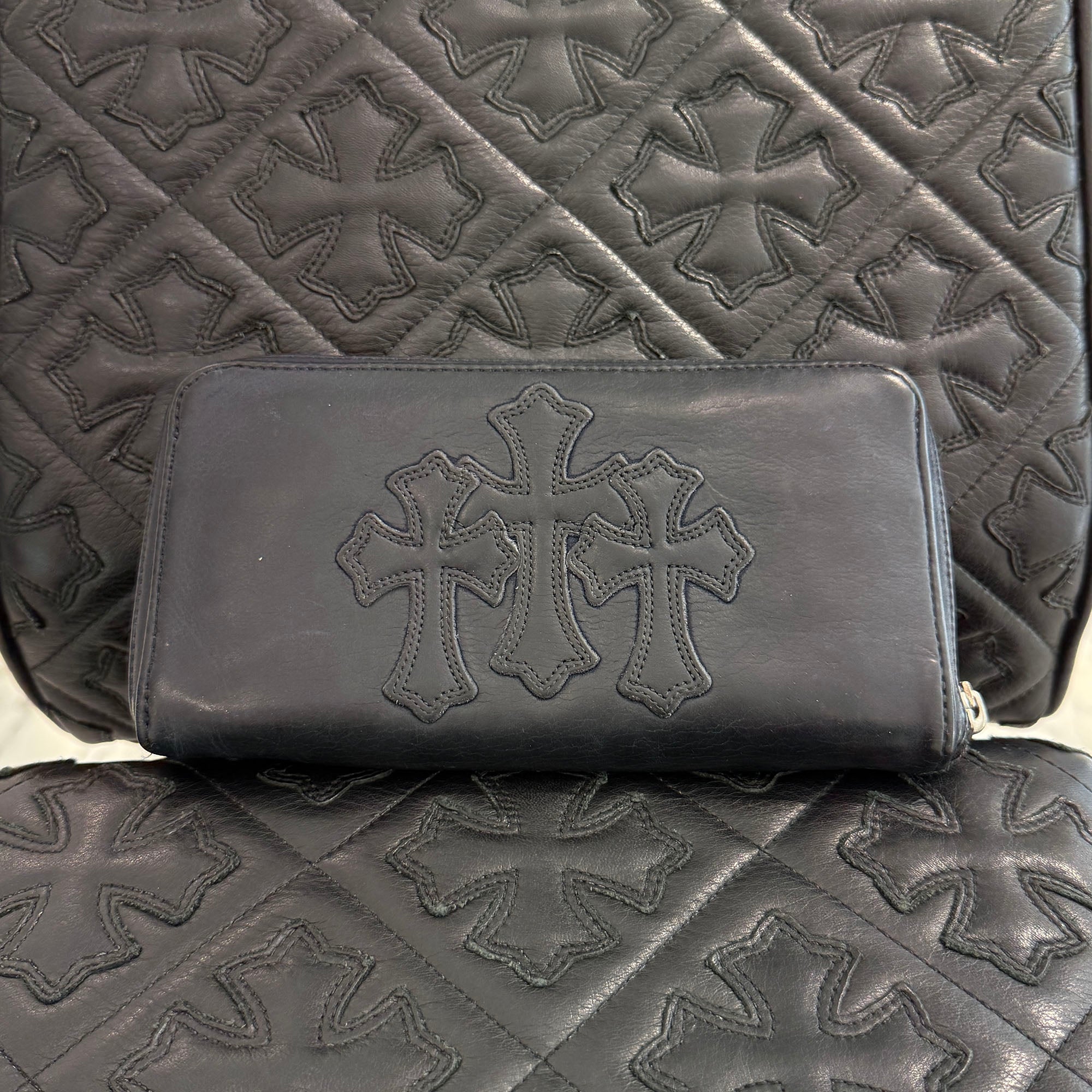 CHROME HEARTS 3 Cemetery Cross Leather Patch REC F ZIP #2 Wallet