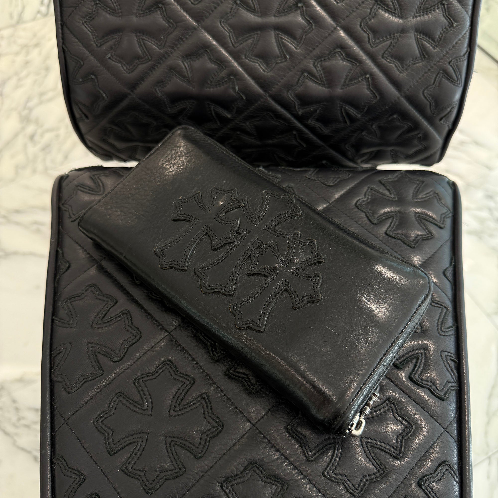 CHROME HEARTS 3 Cemetery Leather Cross Patch F Zip Wallet クロムハーツ 3 セメタリー レザークロスパッチ Fジップ ウォレット